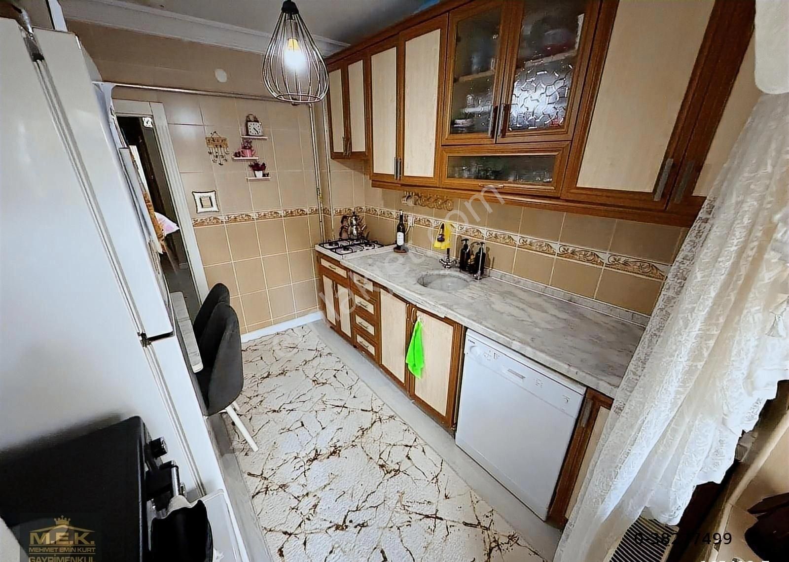 Mek Gayrimenkulden Biçkin Sokakta 3+1 Yapılı - Görsel 4