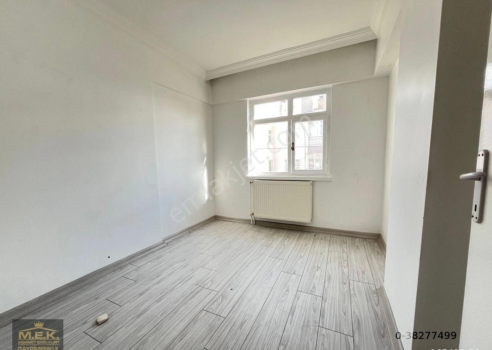 Bağlum Bulvarında Asansörlü Cam Balkonlu 3+1 - Görsel 30