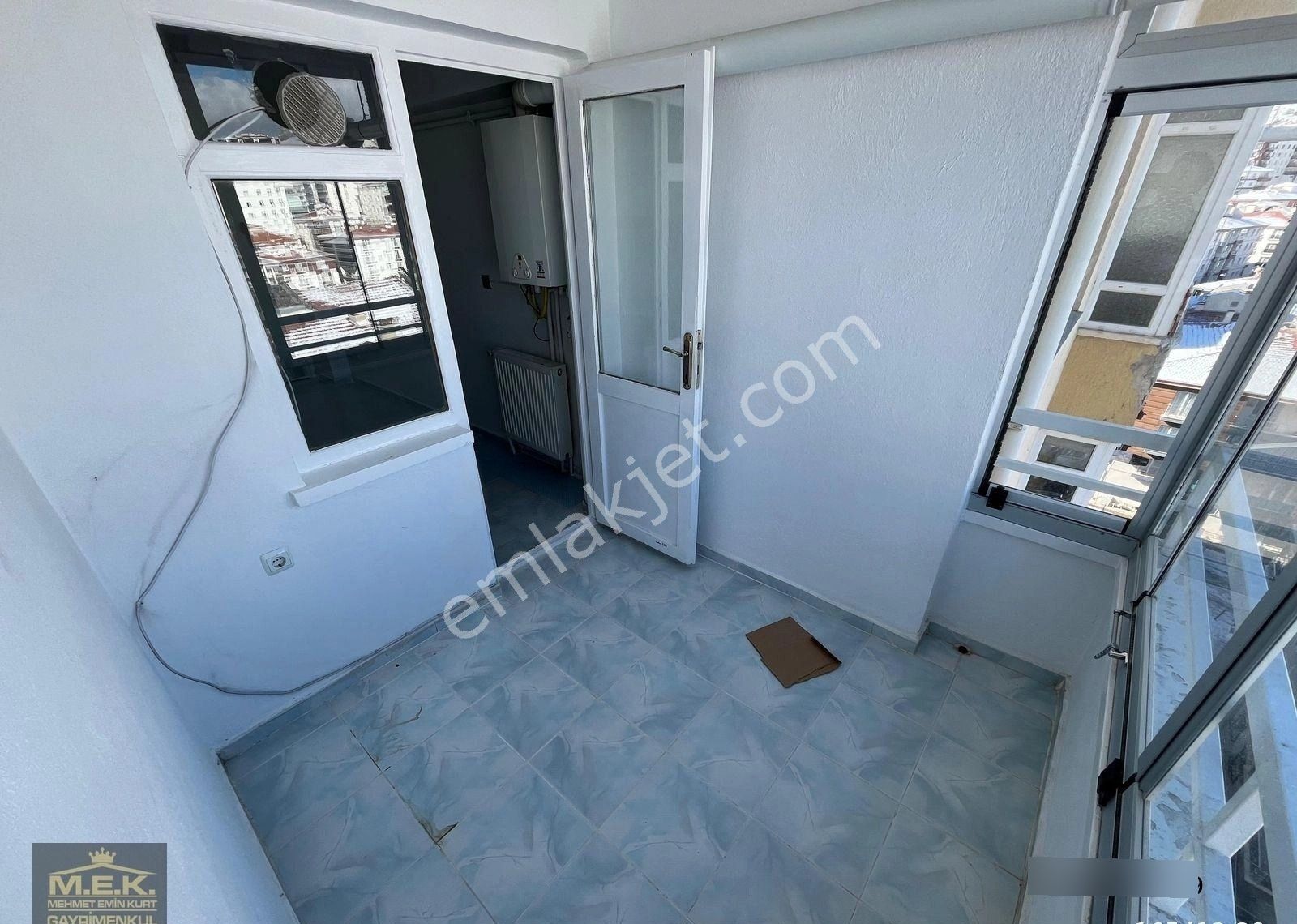 Bağlum Bulvarında Asansörlü Cam Balkonlu 3+1 - Görsel 19