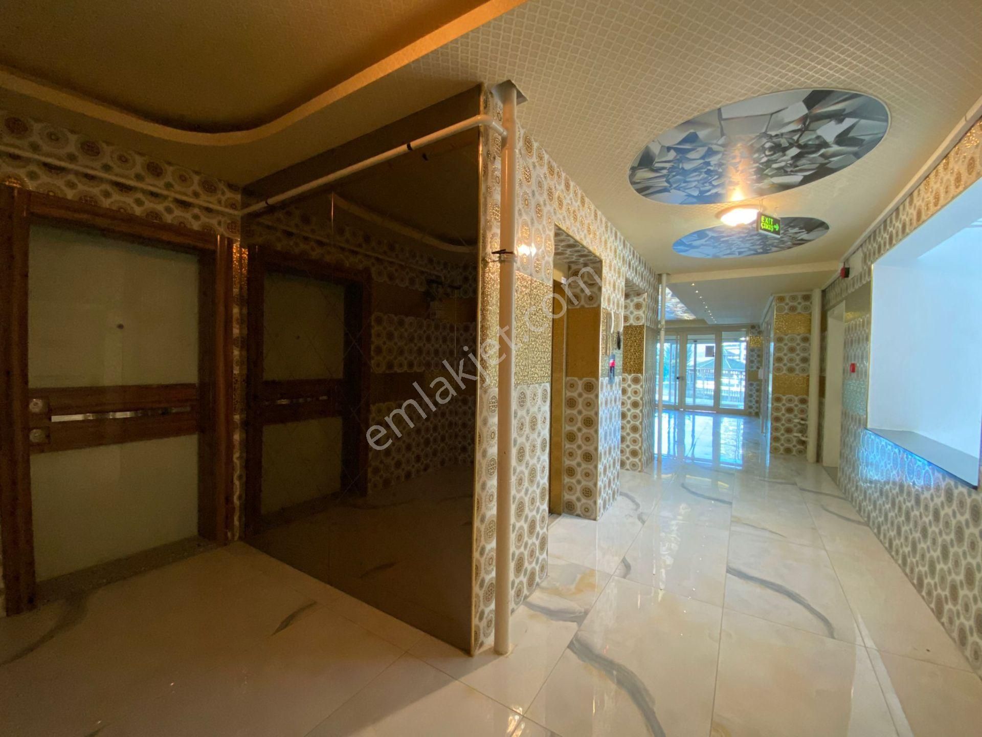 Pursaklar Mehmet Zengin Emlak'tan Teras Balkonlu Çift Banyolu 9.kat 4+1 Lüks Sitede - Görsel 36