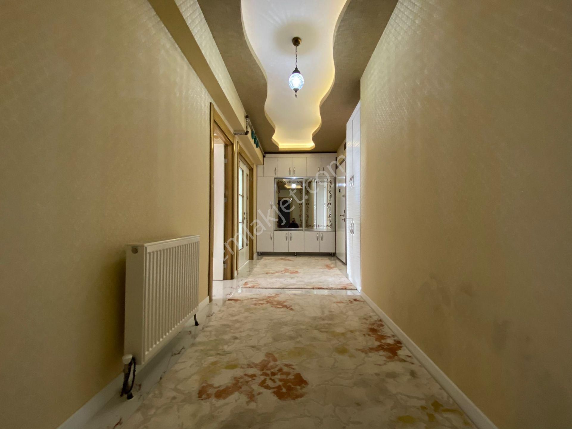 Pursaklar Mehmet Zengin Emlak'tan Teras Balkonlu Çift Banyolu 9.kat 4+1 Lüks Sitede - Görsel 38