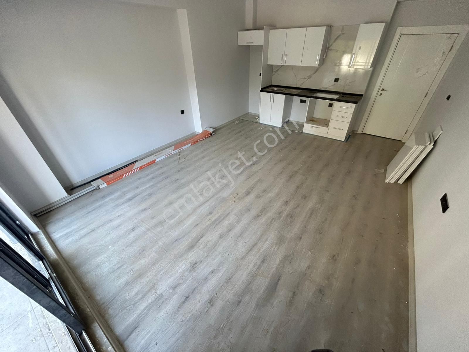 Yükselden Satılık Kadıköy'de Yerden Isıtmalı K.otoparklı Ultra Lux Ön Cephe Asansörlü 2+1 Daire - Görsel 13