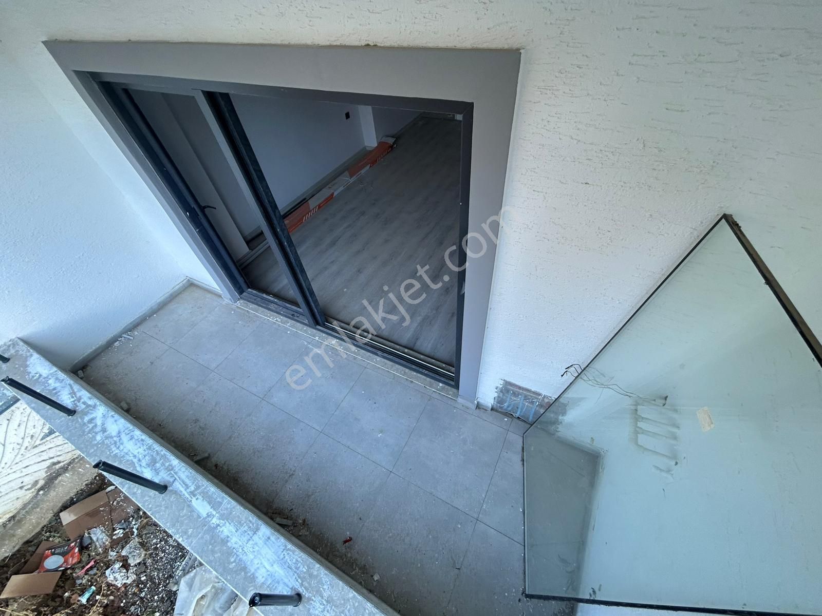 Yükselden Satılık Kadıköy'de Yerden Isıtmalı K.otoparklı Ultra Lux Ön Cephe Asansörlü 2+1 Daire - Görsel 9