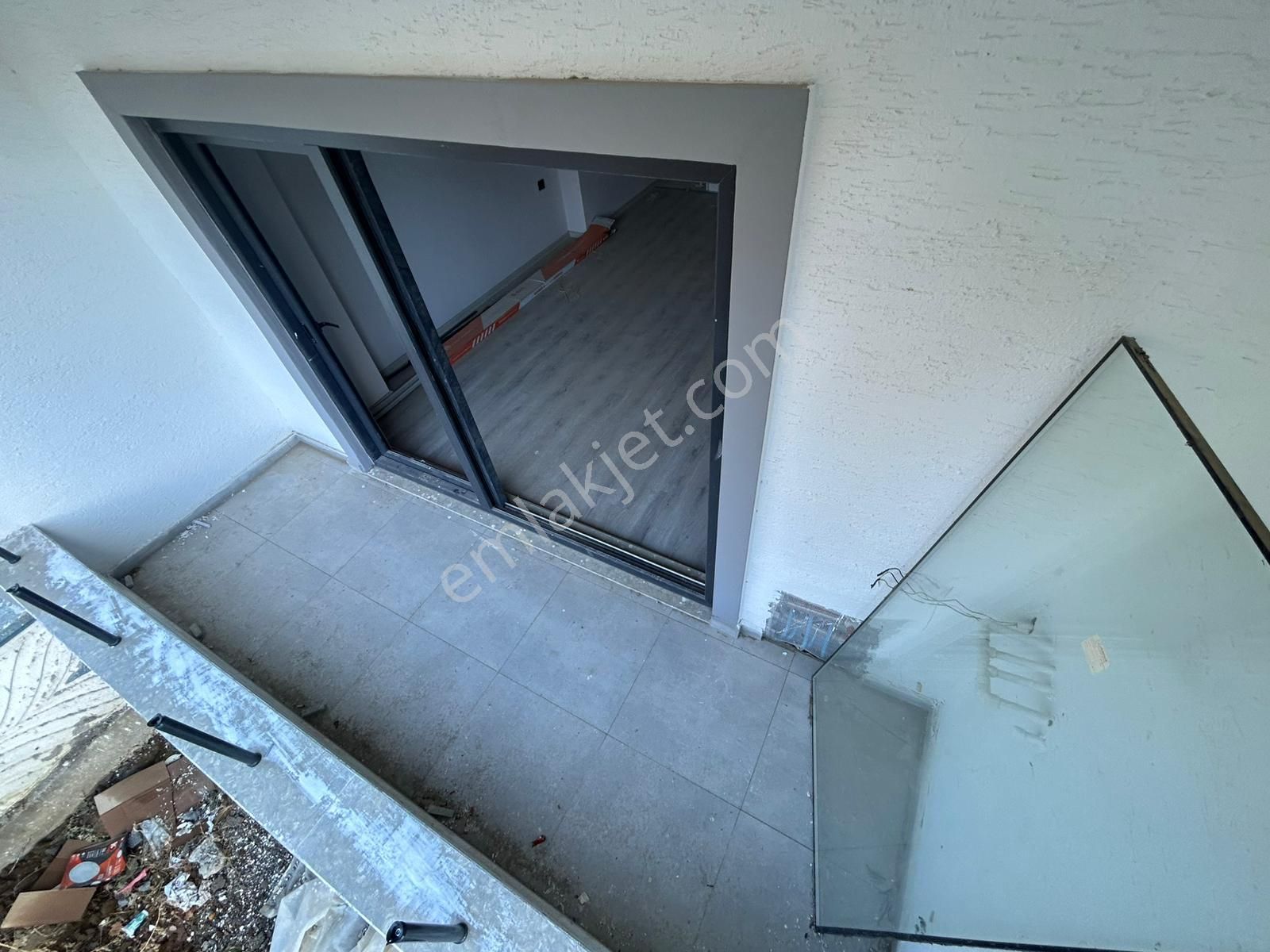 Yükselden Satılık Kadıköy'de Yerden Isıtmalı K.otoparklı Ultra Lux Ön Cephe Asansörlü 2+1 Daire - Görsel 8