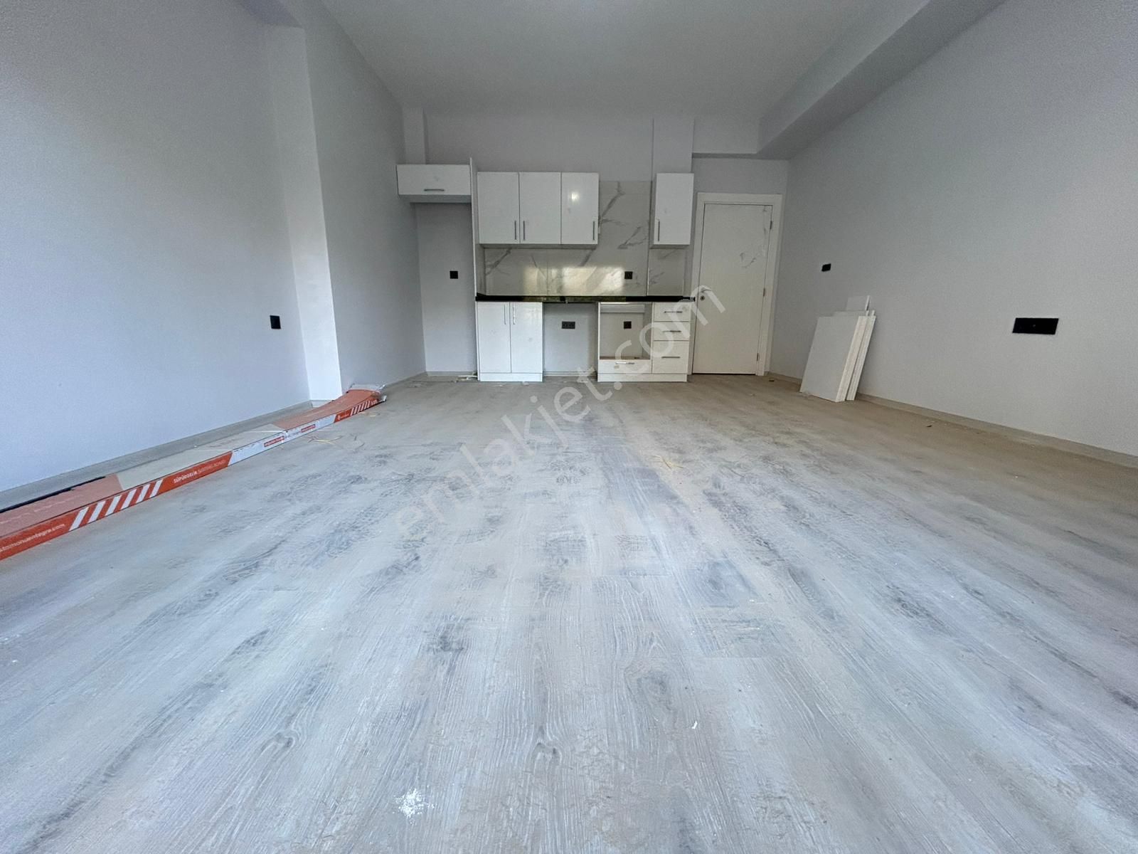 Yükselden Satılık Kadıköy'de Yerden Isıtmalı K.otoparklı Ultra Lux Ön Cephe Asansörlü 2+1 Daire - Görsel 6