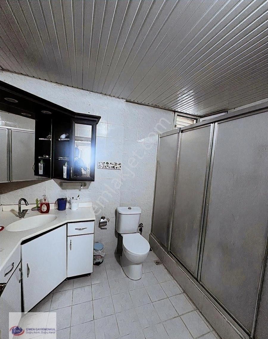 Çimenden Mezitlinin Merkezinde Geniş Lüx Satılık Daire - Görsel 5