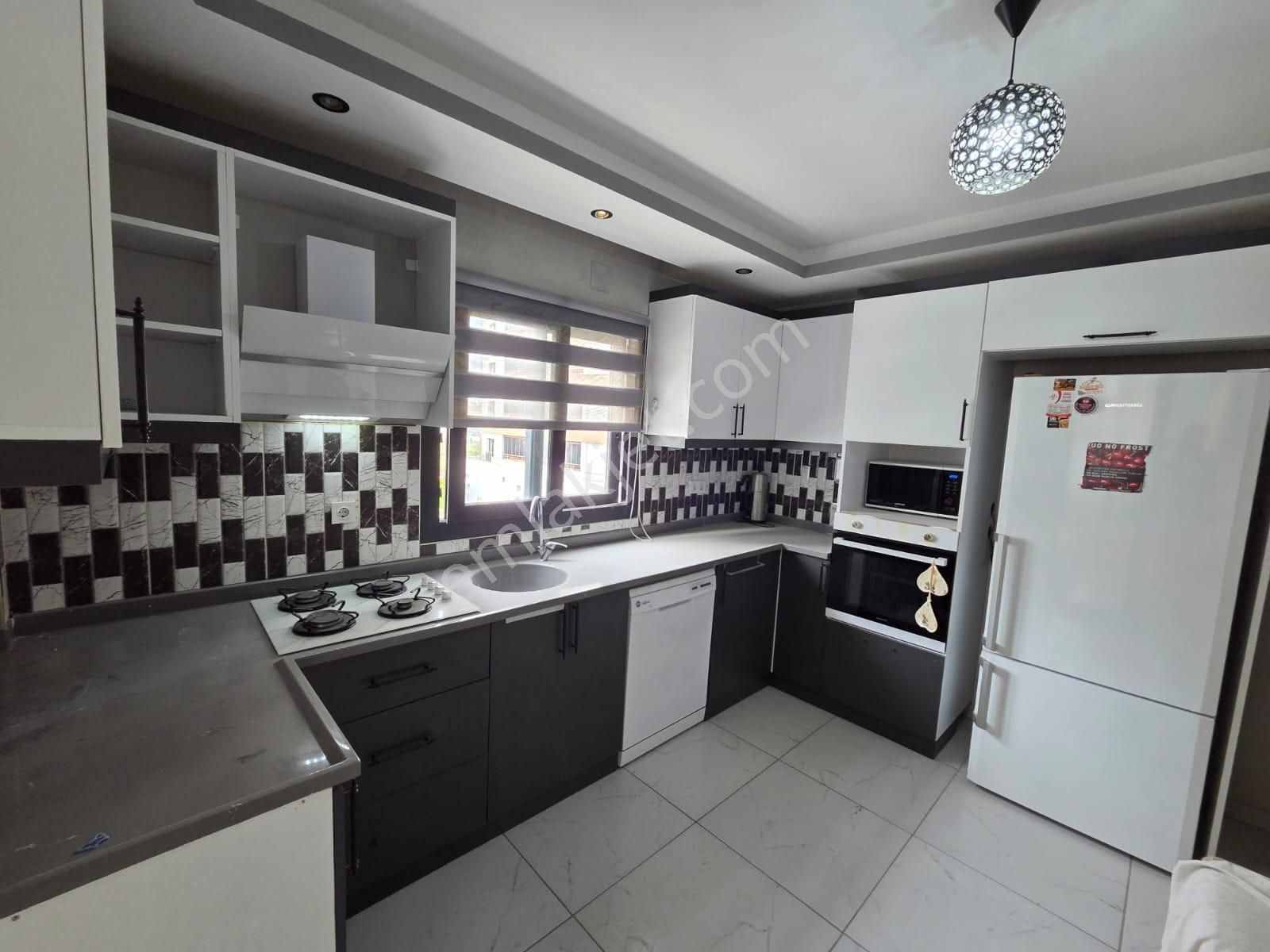 Karınca'dan Tece'de Full Eşyalı Havuzlu Sitede B.mutfaklı 2+1 !! - Görsel 2