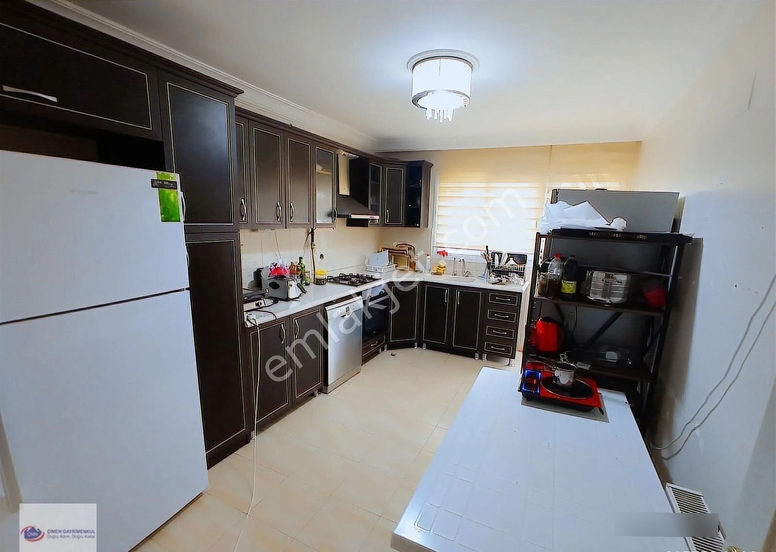 Çimenden Eski Belediye Civarında Eşyalı Kiralık Daire - Görsel 18