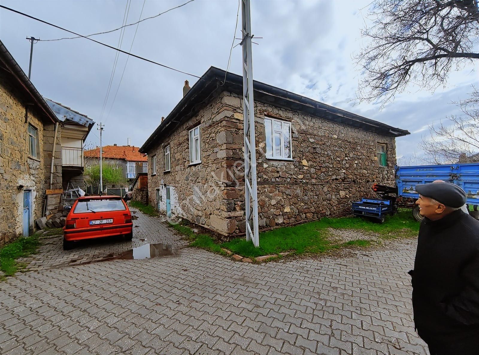 Özpınar ,dan Boyalı M. Satılık 2 Kat Müstakil Ev Arsa 526 M2