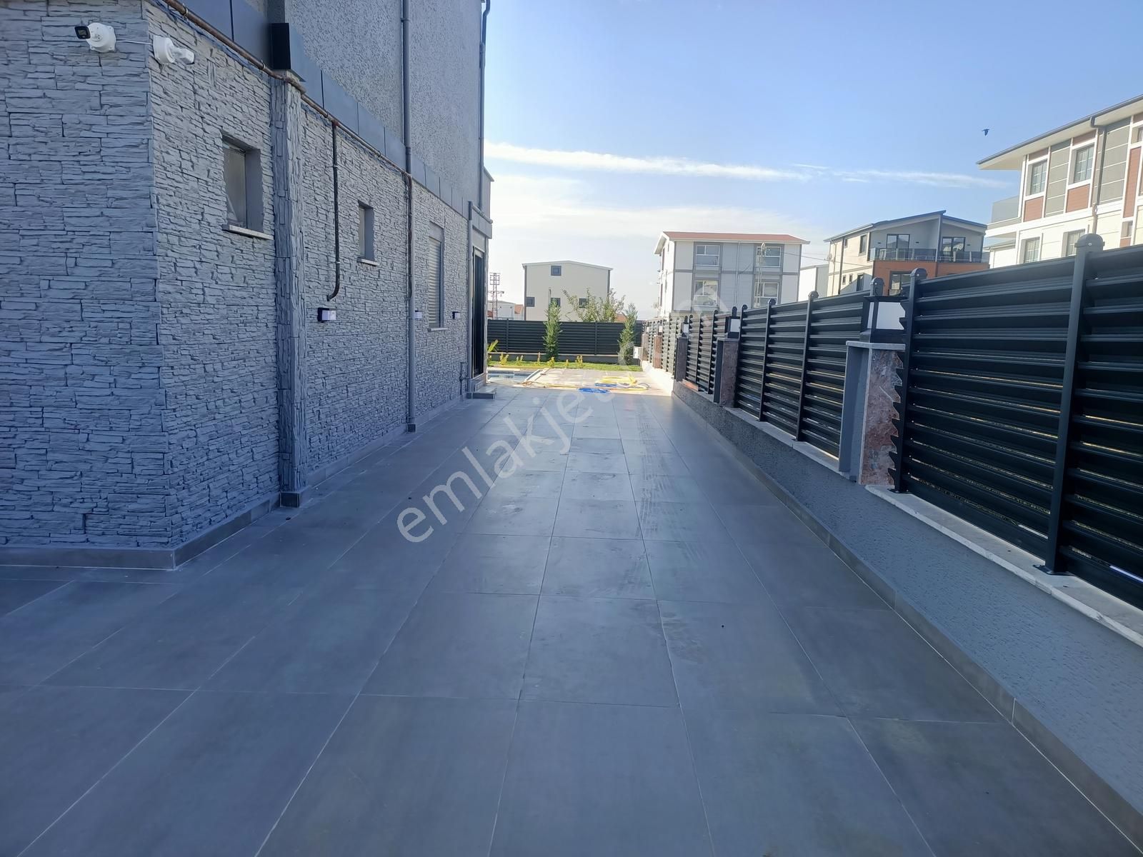 Tekirdağ Yeniçiftlik'te Ultra Lüks Havuzlu Müstakil Villa - Görsel 8