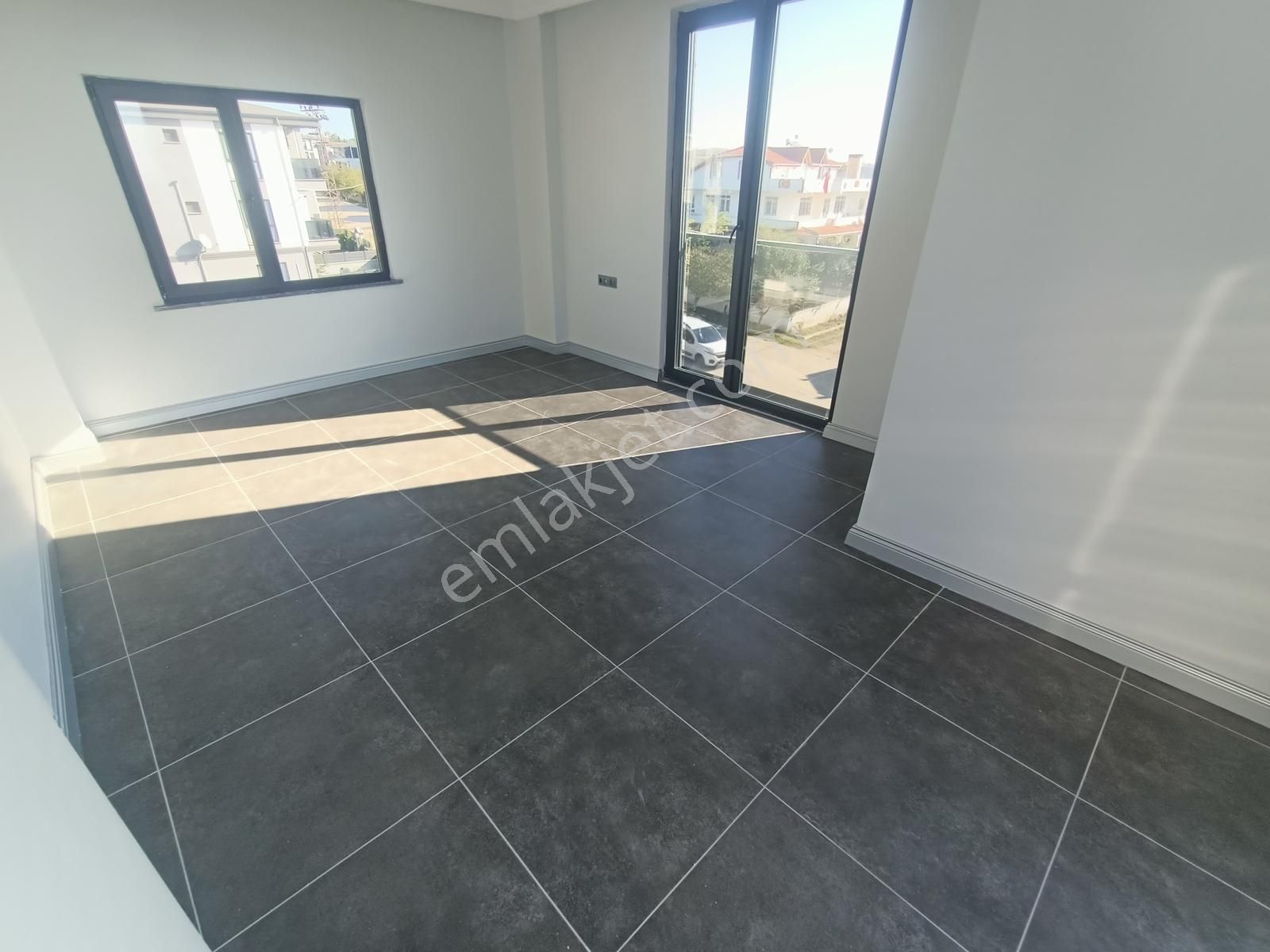 Tekirdağ Yeniçiftlik'te Ultra Lüks Havuzlu Müstakil Villa - Görsel 35