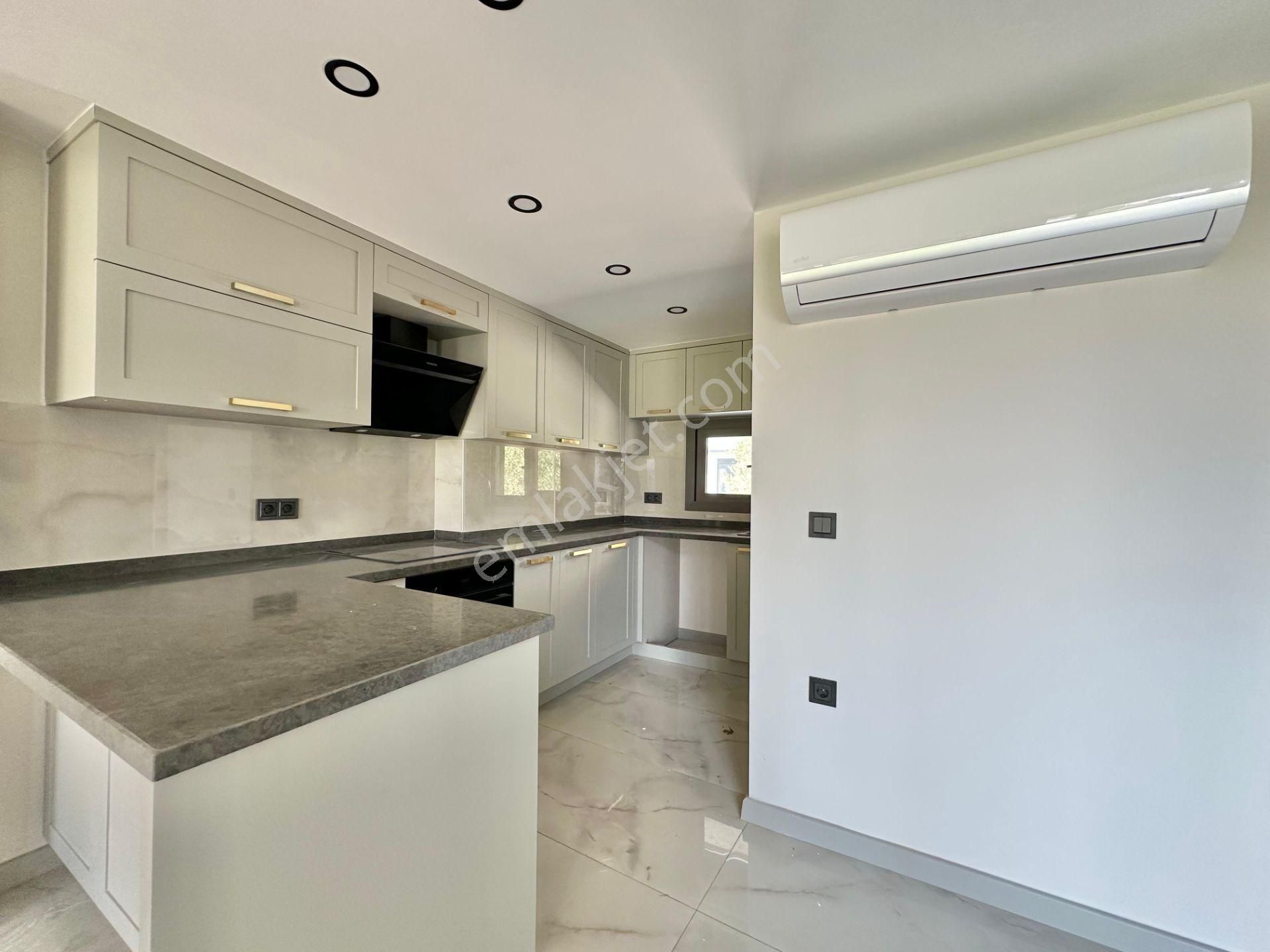 ✨akçay Ay Emlaktan✨güre'de Yolun Altında Yüzme Havuzlu Denize 500 M Satılık 4+1 Loft Müstakil Villa - Görsel 5