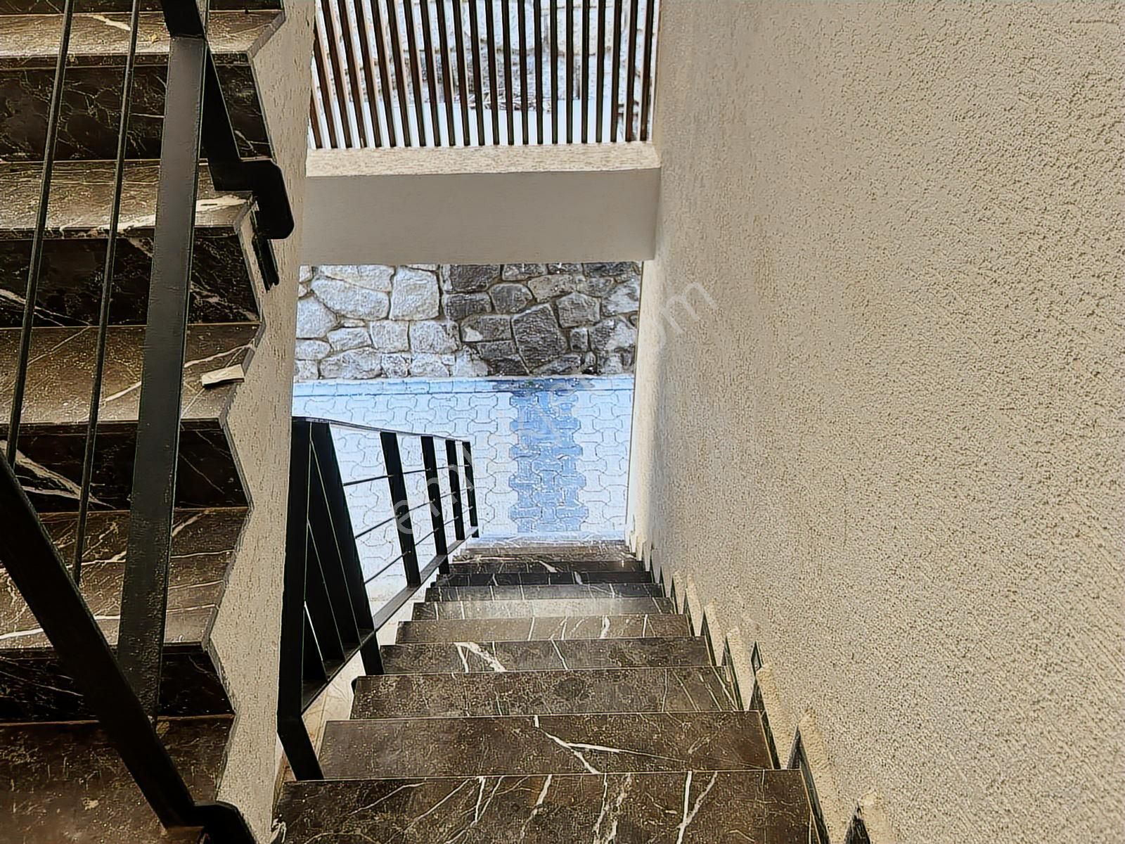 Bodrum Gündoğanda Deniz Manzaralı 2+1 Teraslı Satılık Daire - Görsel 9