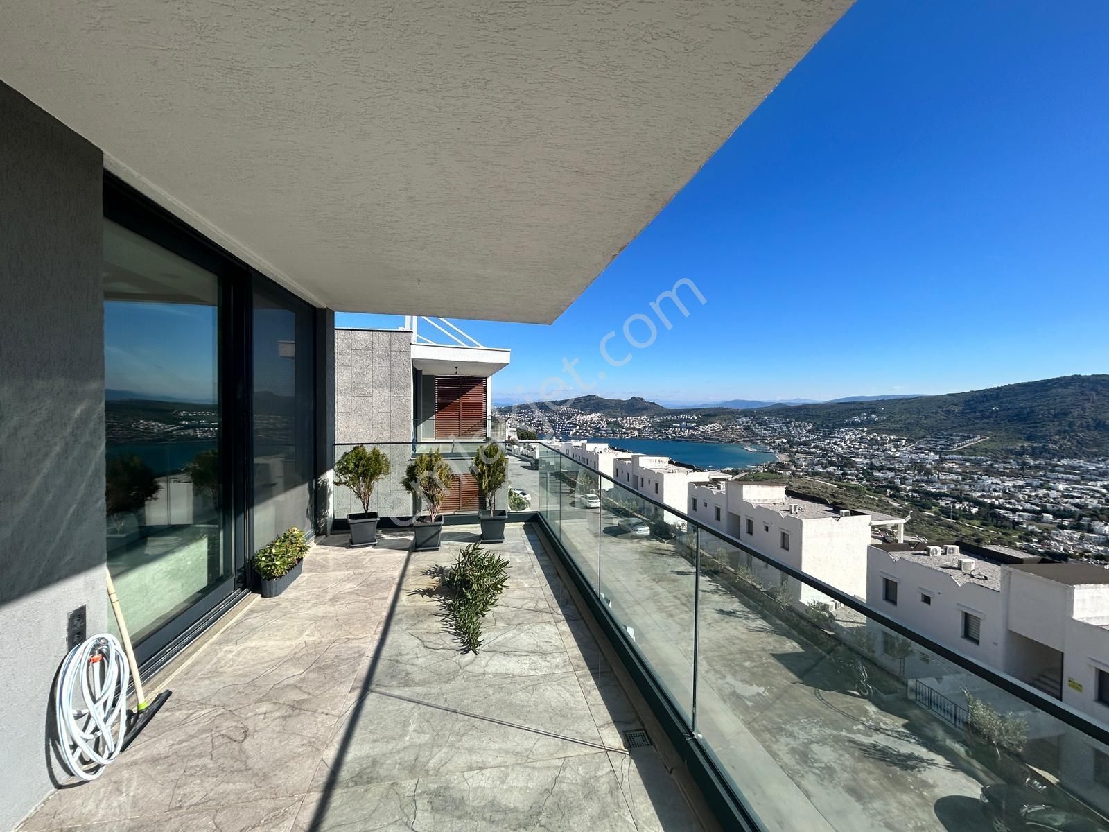 Bodrum Gündoğanda Deniz Manzaralı 2+1 Teraslı Satılık Daire - Görsel 15