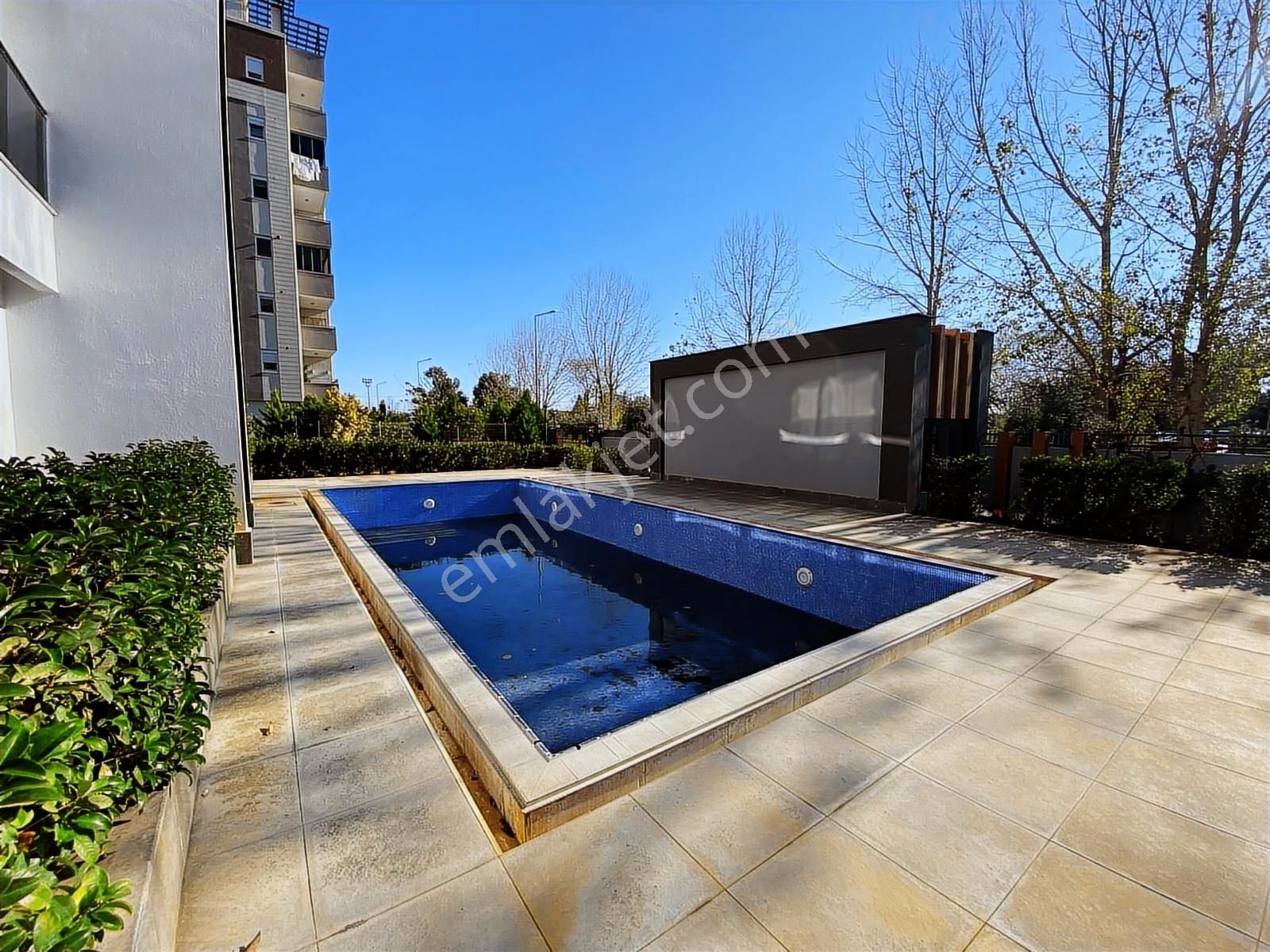 Göksu Mah. Merkezi Lok. Havuzlu Site İçi 1+1 Satılık Daireler