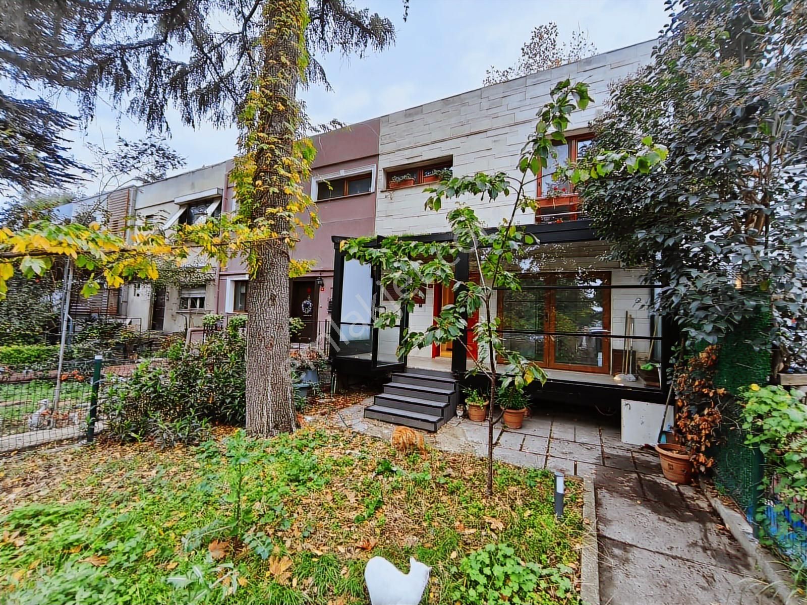 Florya Basın Köy Merkezi Konumda 3+1 175m² Müstakil Bahçeli - Görsel 5