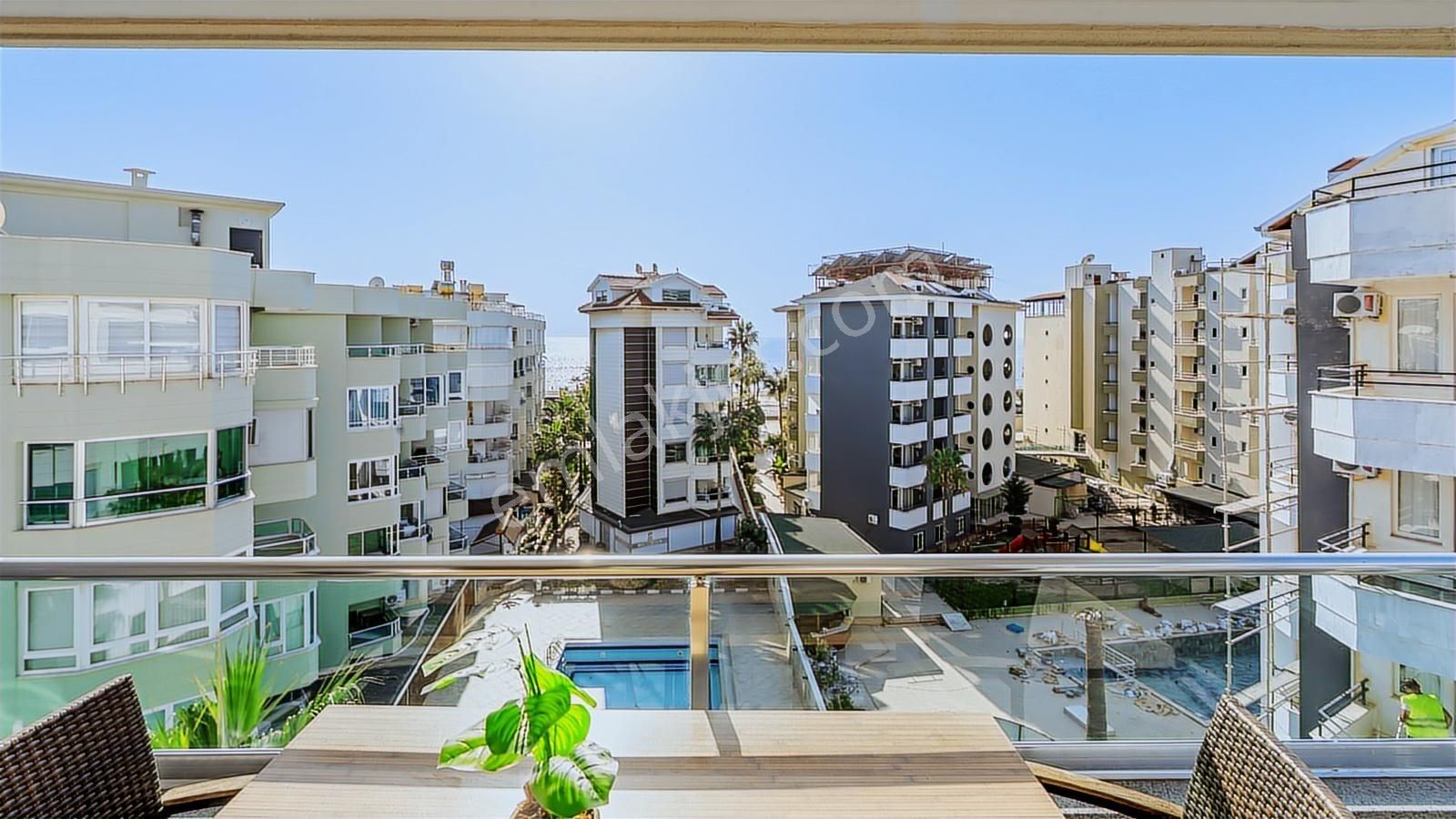 Obagöl Begonia Sitesinde Deniz Manzaralı İkamete Uygun 4+1 Lüks