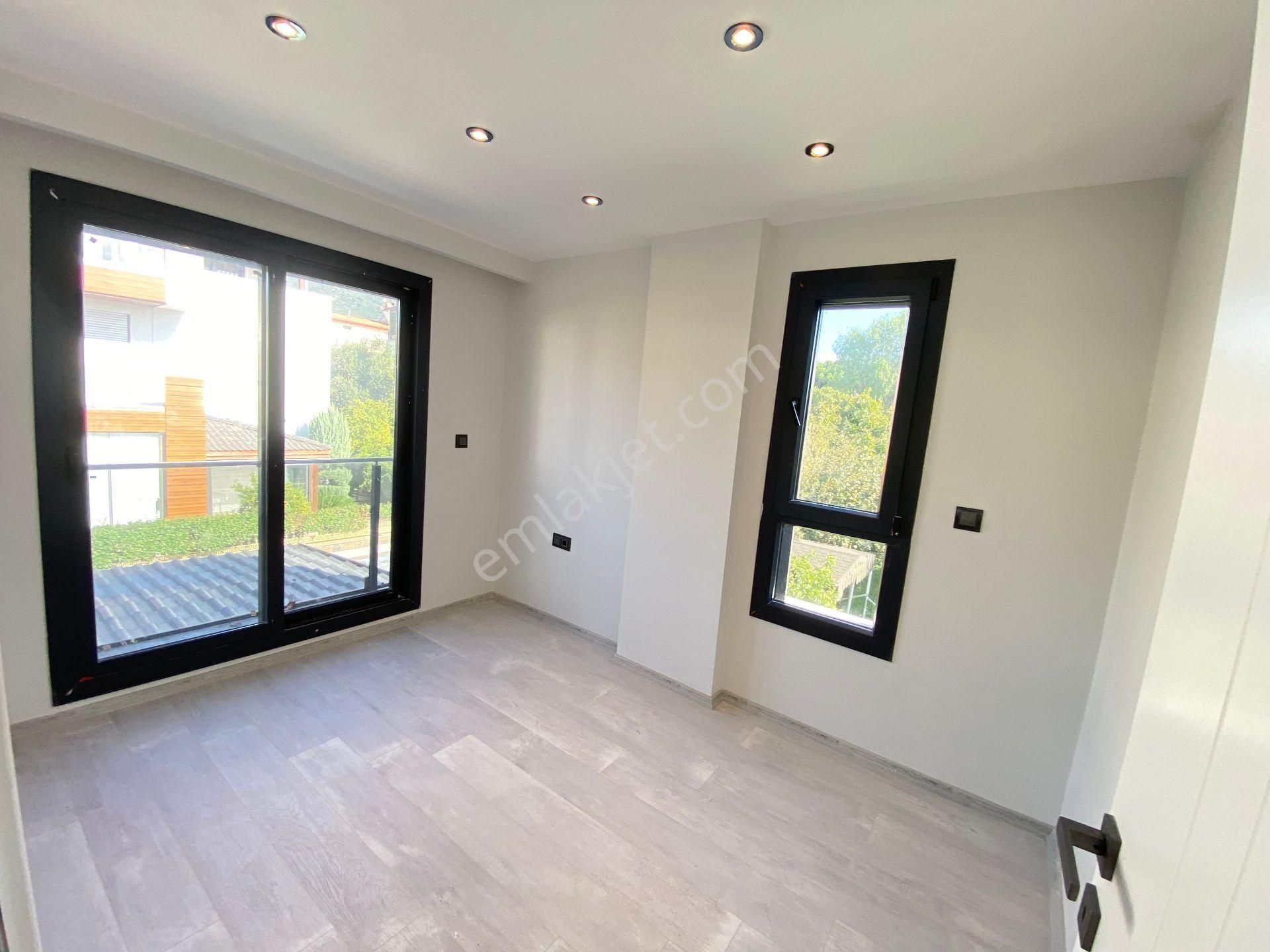 Özdere De Otoparklı Denize 50m Full Manzaralı Lüx Satılık 3+1 Villa - Görsel 20