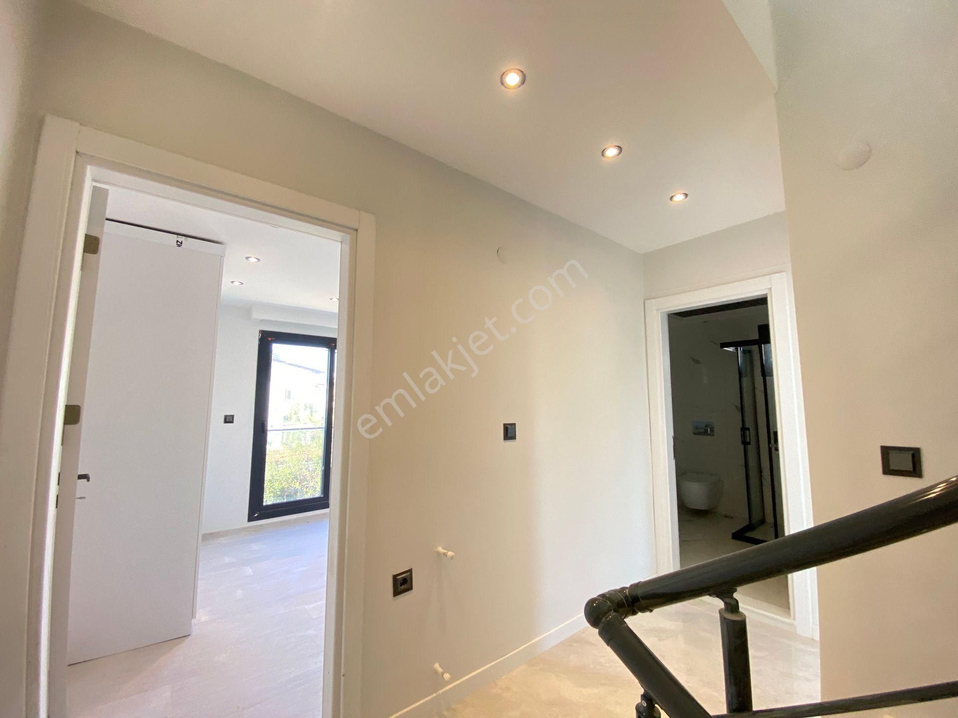 Özdere De Otoparklı Denize 50m Full Manzaralı Lüx Satılık 3+1 Villa - Görsel 14