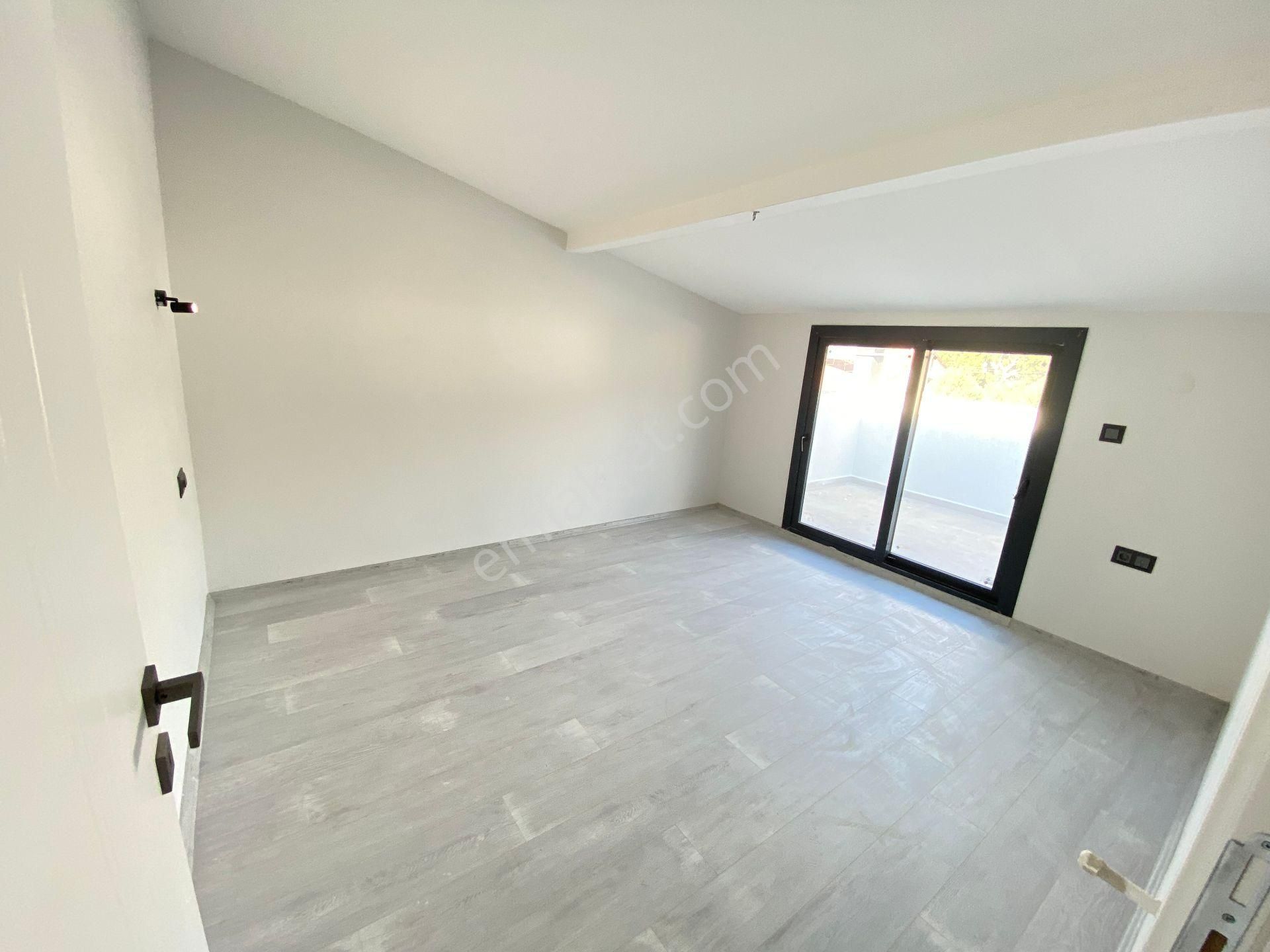 Özdere De Otoparklı Denize 50m Full Manzaralı Lüx Satılık 3+1 Villa - Görsel 25