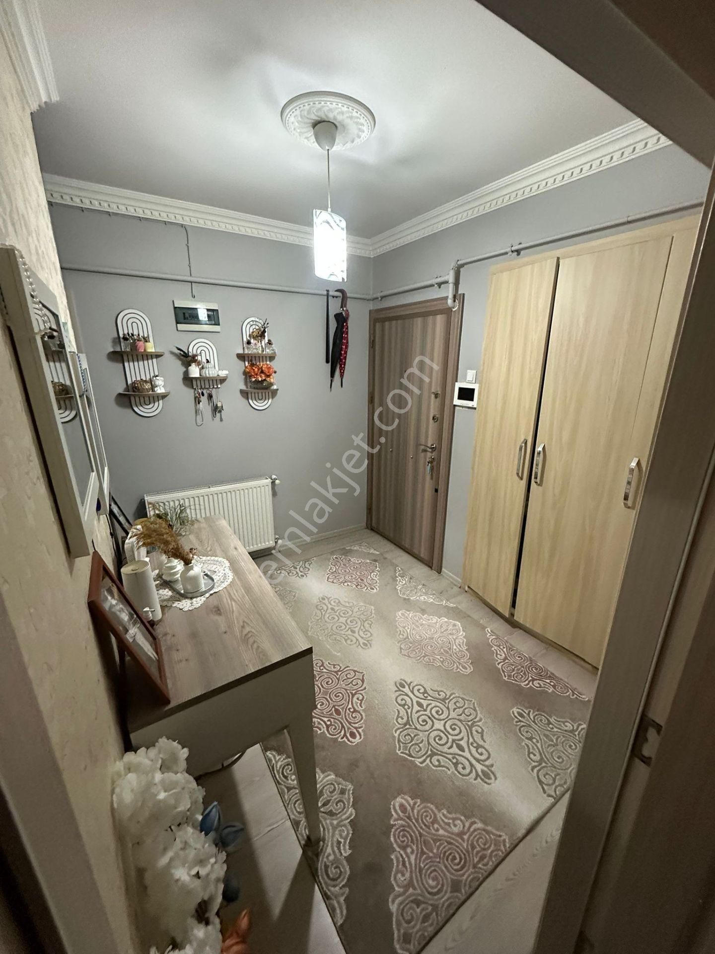 Karabağlar Yurtoğlu Mah. 3+1 120 M2 Kare Doğalğazlı Asansörlü Satılık Daire - Görsel 6