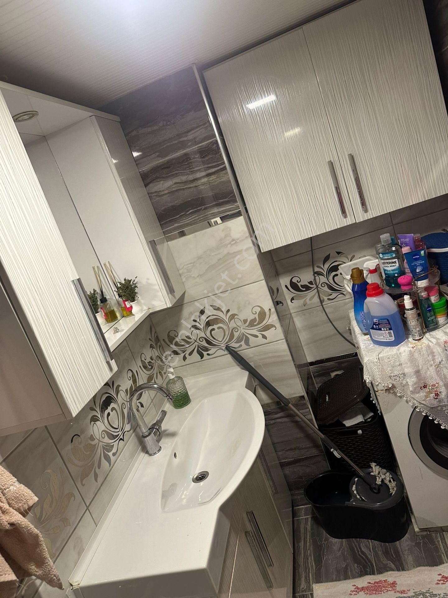 Karabağlar Yurtoğlu Mah. 3+1 120 M2 Kare Doğalğazlı Asansörlü Satılık Daire - Görsel 8