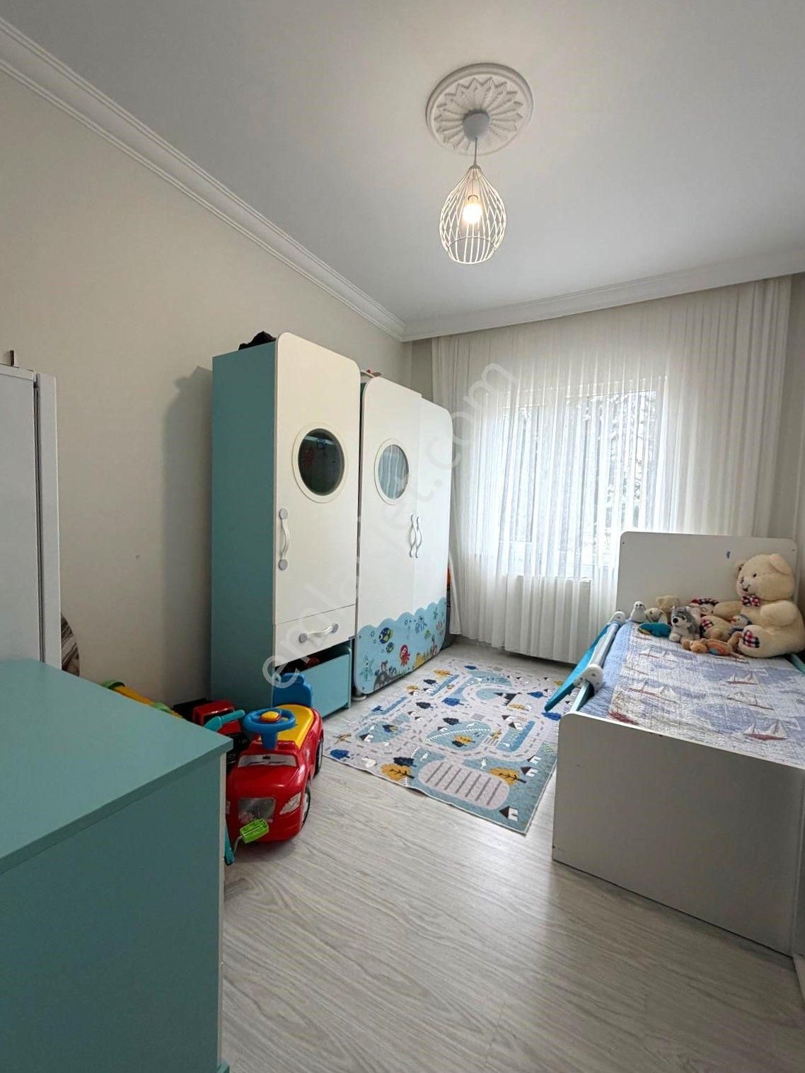 Silivri Çanta Mahallesinde Havuzlu Site İçinde 3+1 Satılık Daire - Görsel 16