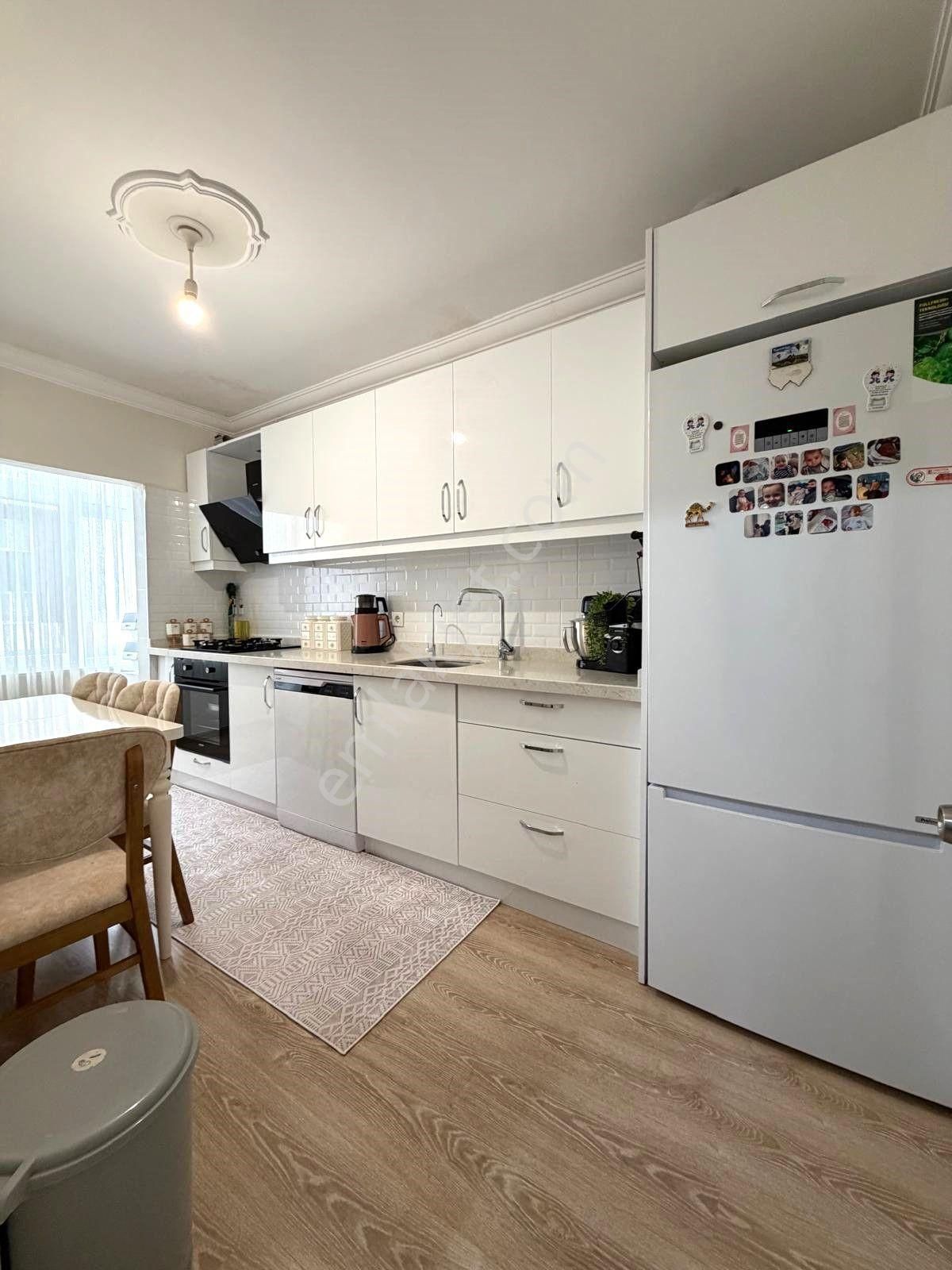 Silivri Çanta Mahallesinde Havuzlu Site İçinde 3+1 Satılık Daire - Görsel 23