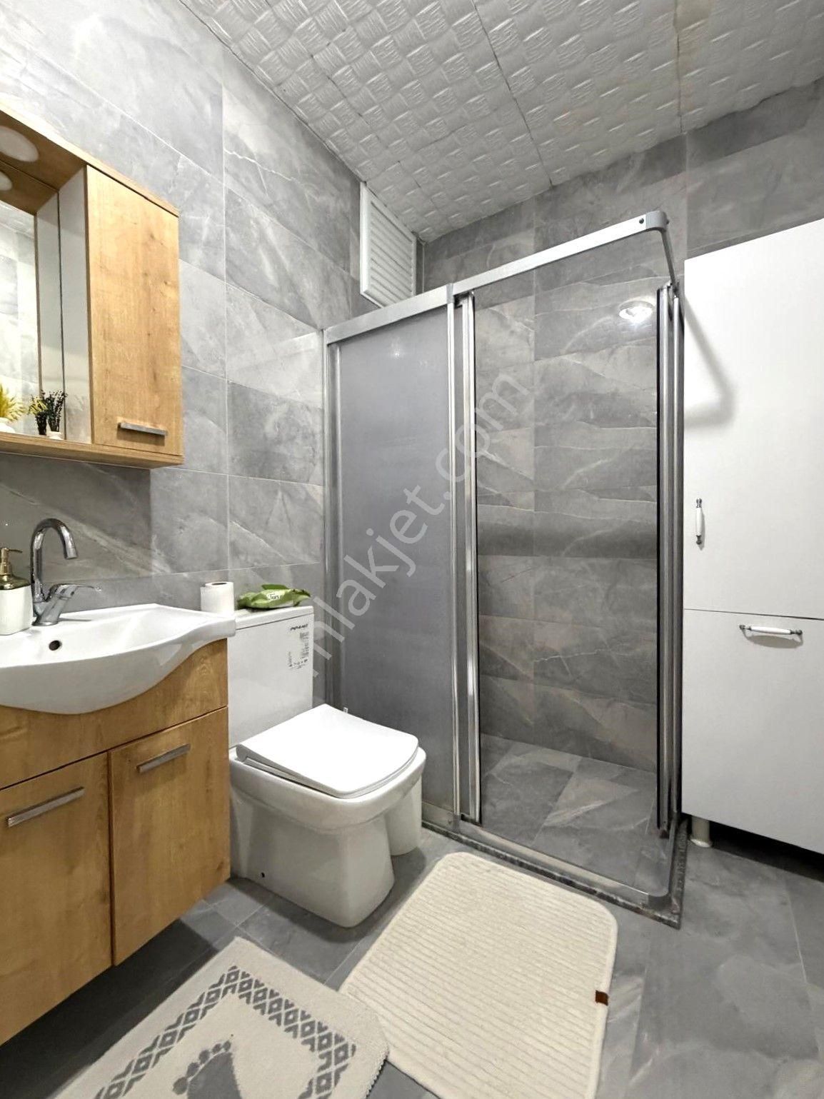 Silivri Çanta Mahallesinde Havuzlu Site İçinde 3+1 Satılık Daire - Görsel 20