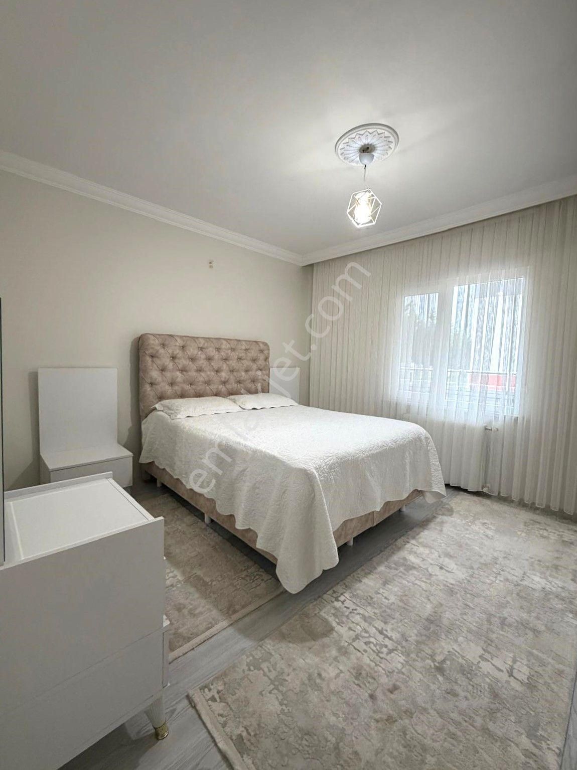 Silivri Çanta Mahallesinde Havuzlu Site İçinde 3+1 Satılık Daire - Görsel 17