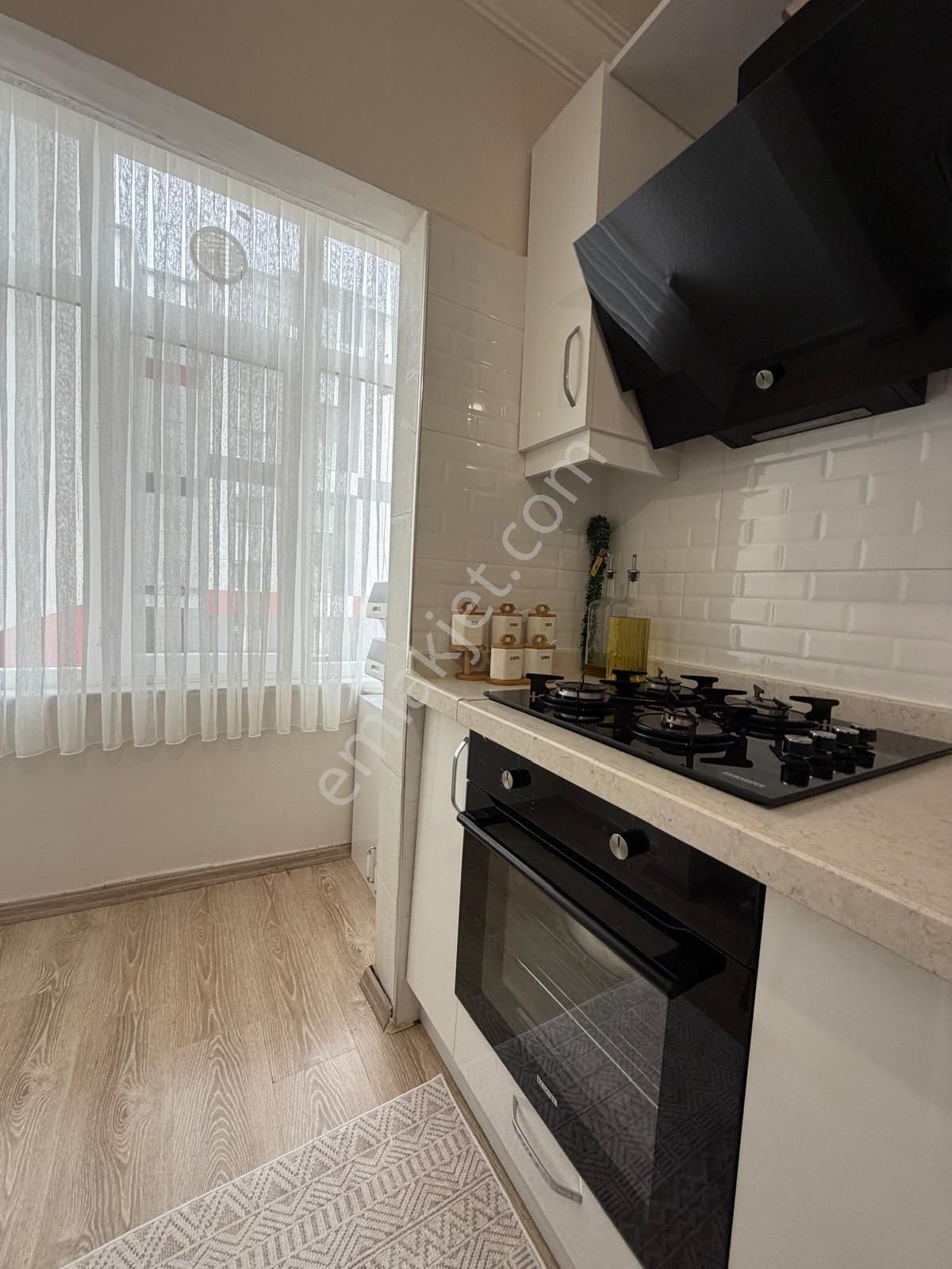 Silivri Çanta Mahallesinde Havuzlu Site İçinde 3+1 Satılık Daire - Görsel 26