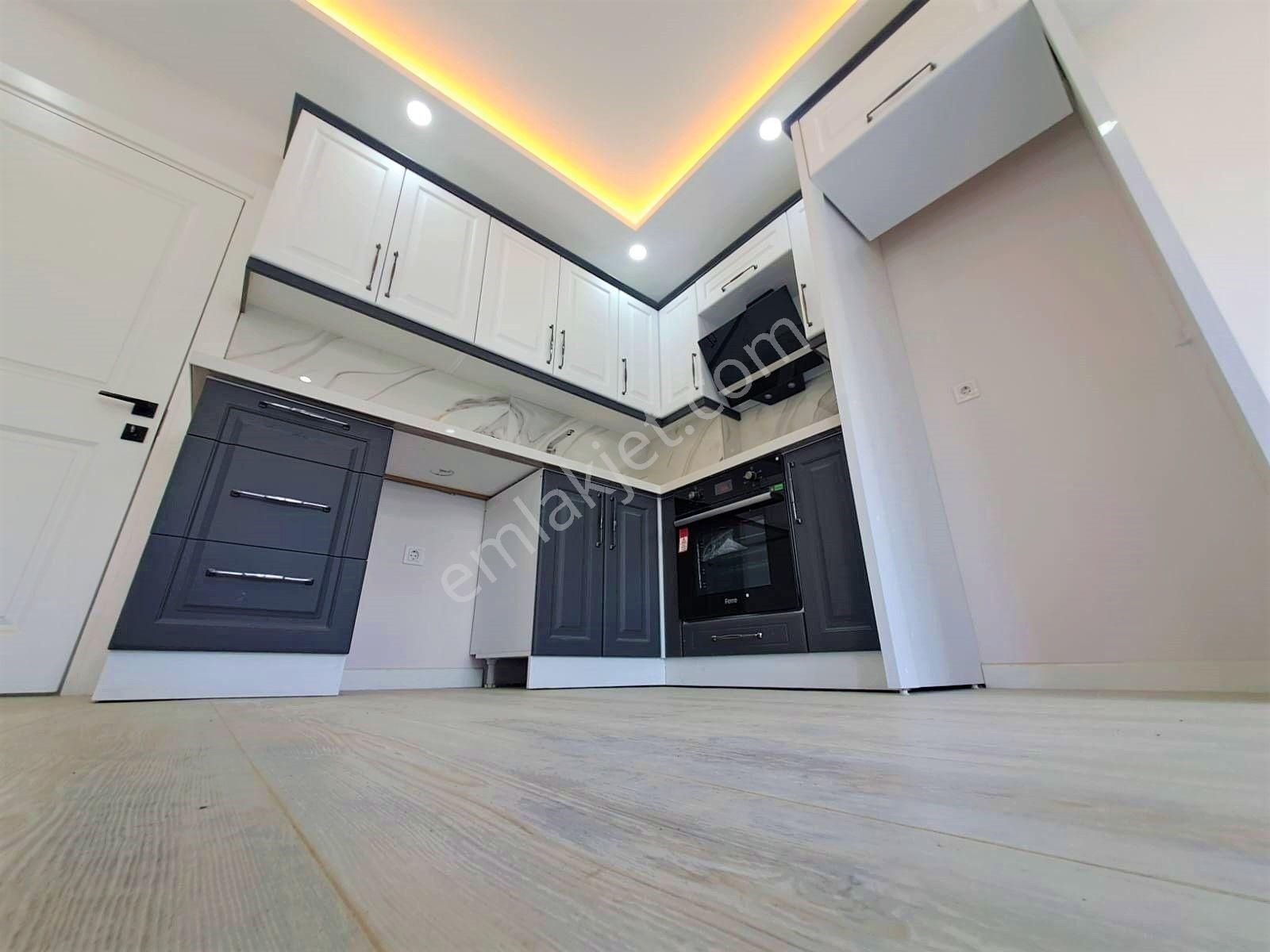 🟠🟠alfa'dan Akçay'da Satılık Arakat Asansörlü Şık Tasarımlı Önü Açık Ferah 1+1 Daire