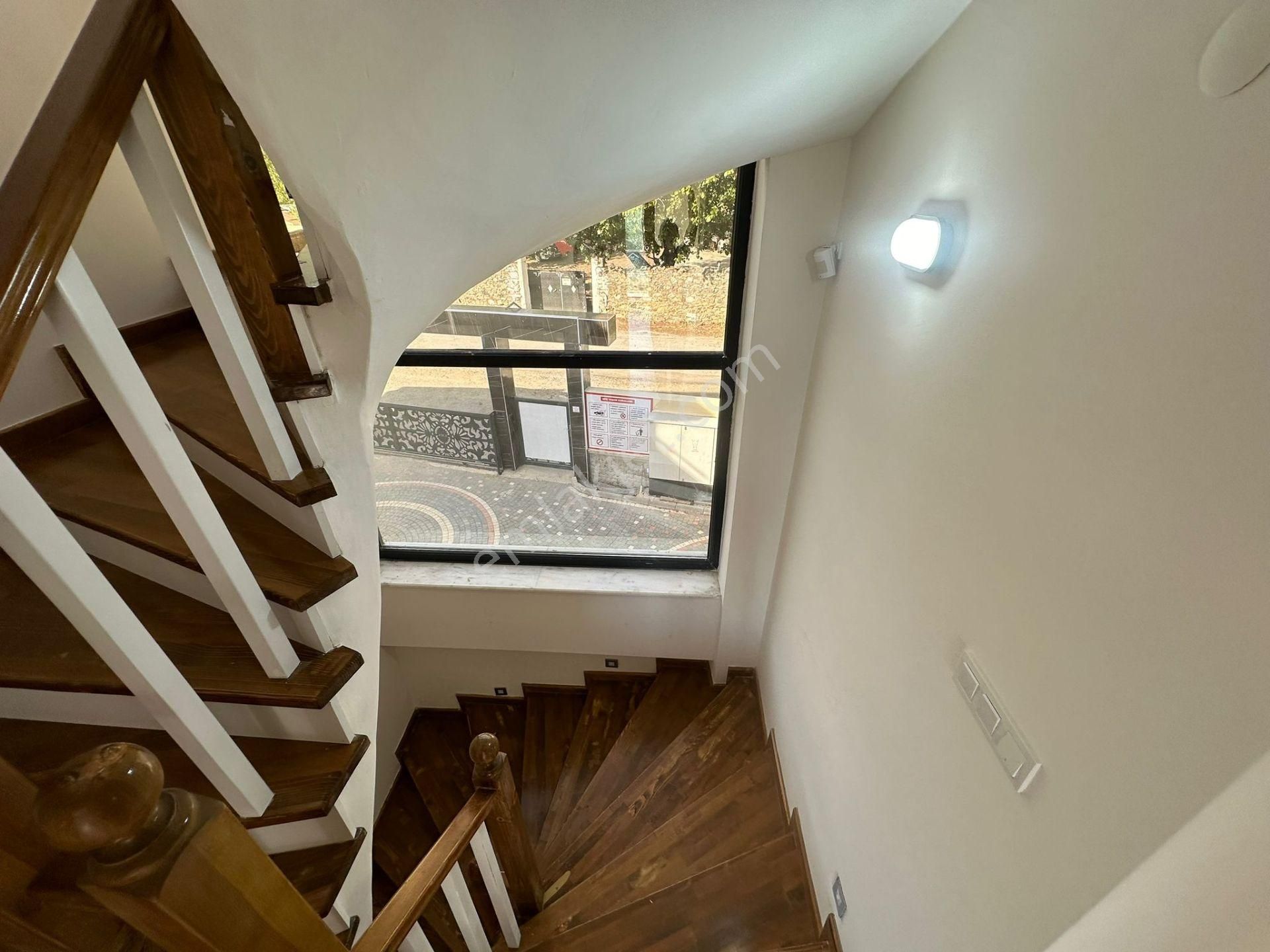 ✨akçay Ay Emlaktan✨gürede Kazdağlarının Eteklerinde Havuzlu Deniz Manzaralı Satılık 3+1 Müstakil Ev - Görsel 12