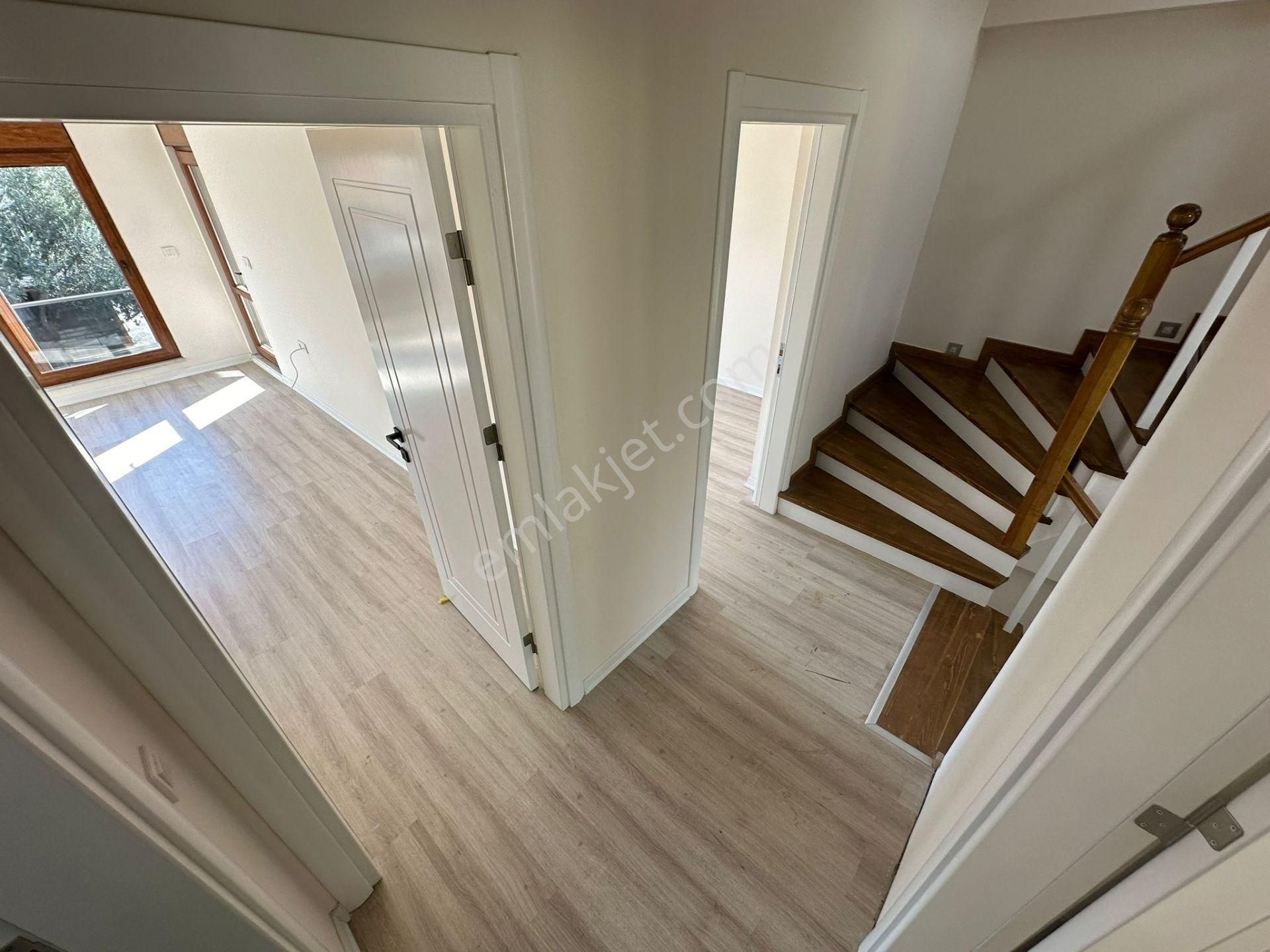 ✨akçay Ay Emlaktan✨gürede Kazdağlarının Eteklerinde Havuzlu Deniz Manzaralı Satılık 3+1 Müstakil Ev - Görsel 18