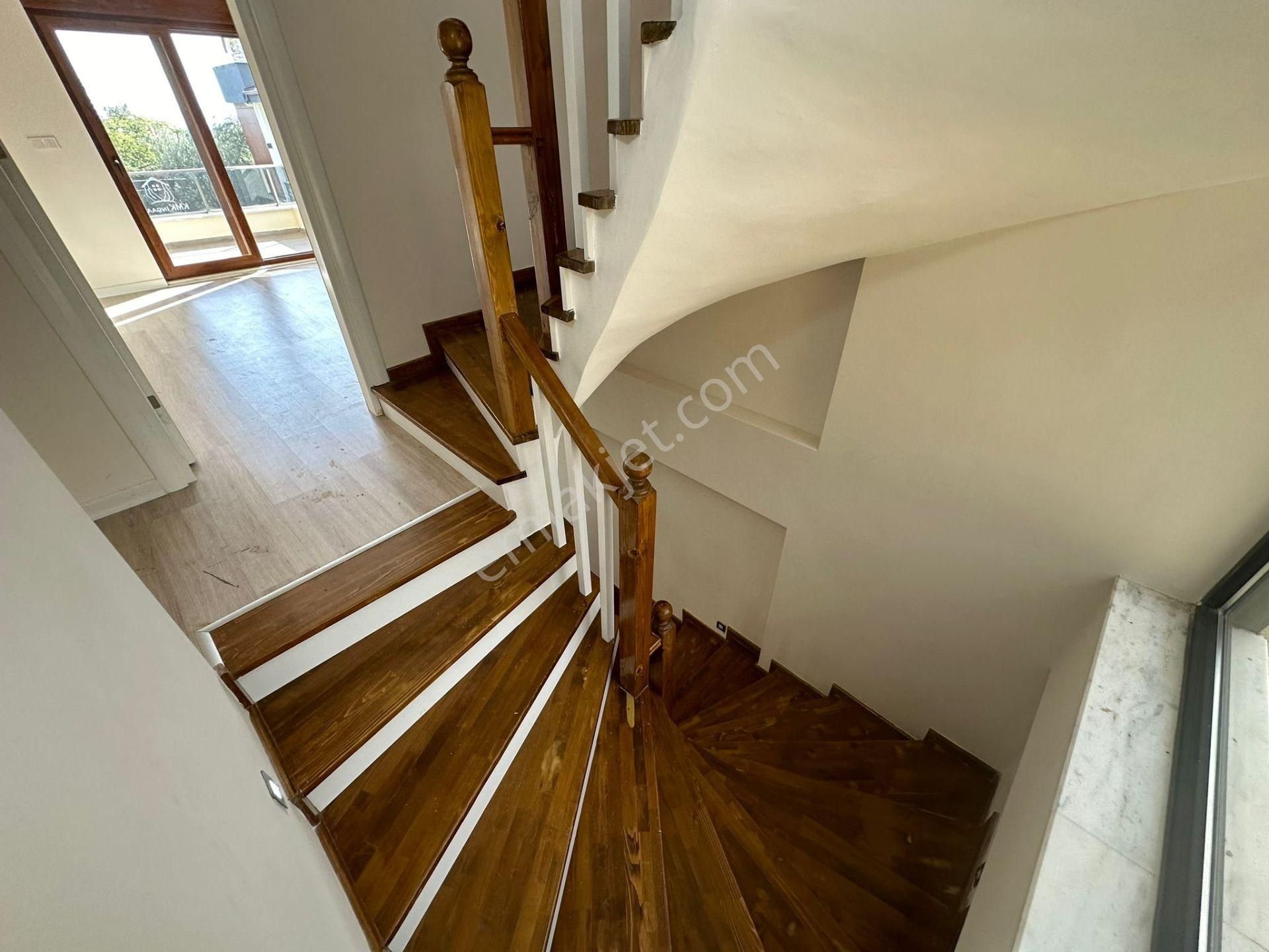 ✨akçay Ay Emlaktan✨gürede Kazdağlarının Eteklerinde Havuzlu Deniz Manzaralı Satılık 3+1 Müstakil Ev - Görsel 11