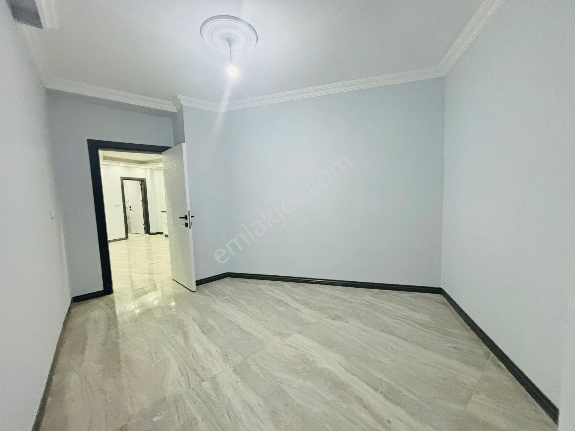 Güven'den Servislere Yakın Yatırımlık Ön Cephe Fırsat 1+1 Daire - Görsel 13