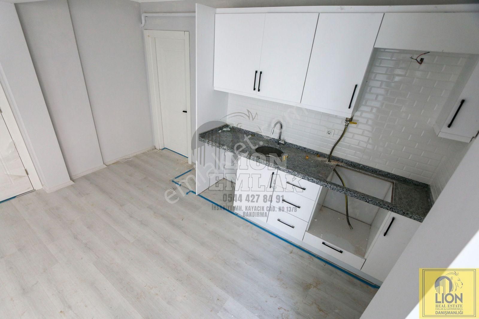 🟨⬛lıon Emlak'tan Bandırma Paşamescit'te Açık Otoparklı Fırsat Satılık 2+1 Daire⬛🟨