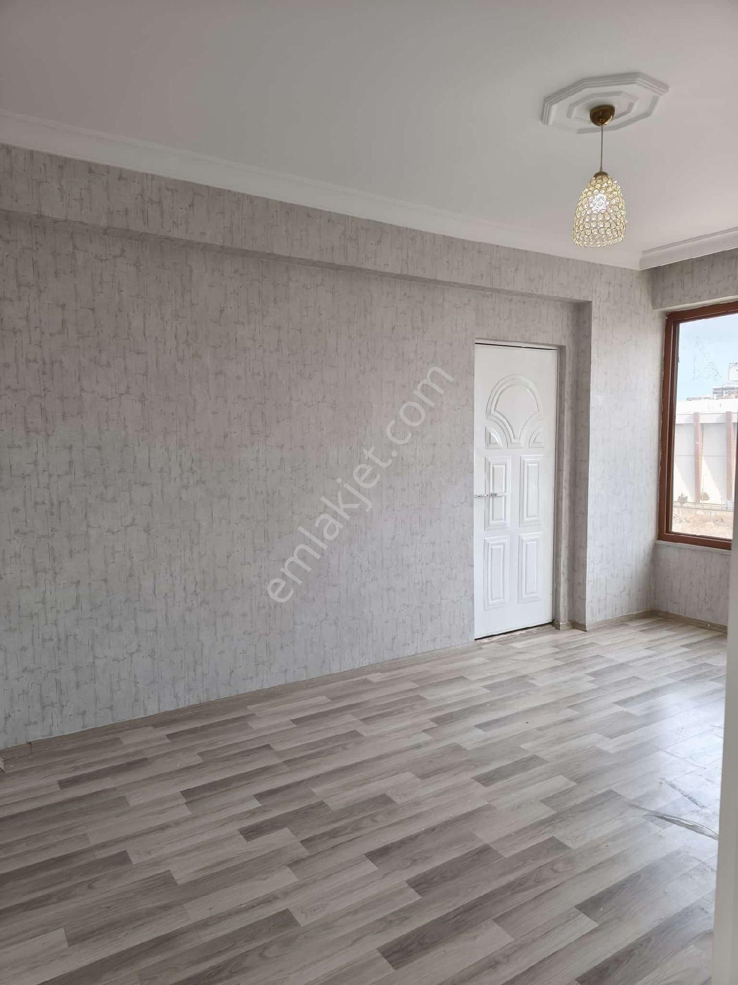 Yavuz Emlak Tan Satılık Daire Arakat Karaköprü Dogukent Mah 5 Oda İstiklal Okulu Yanı - Görsel 15