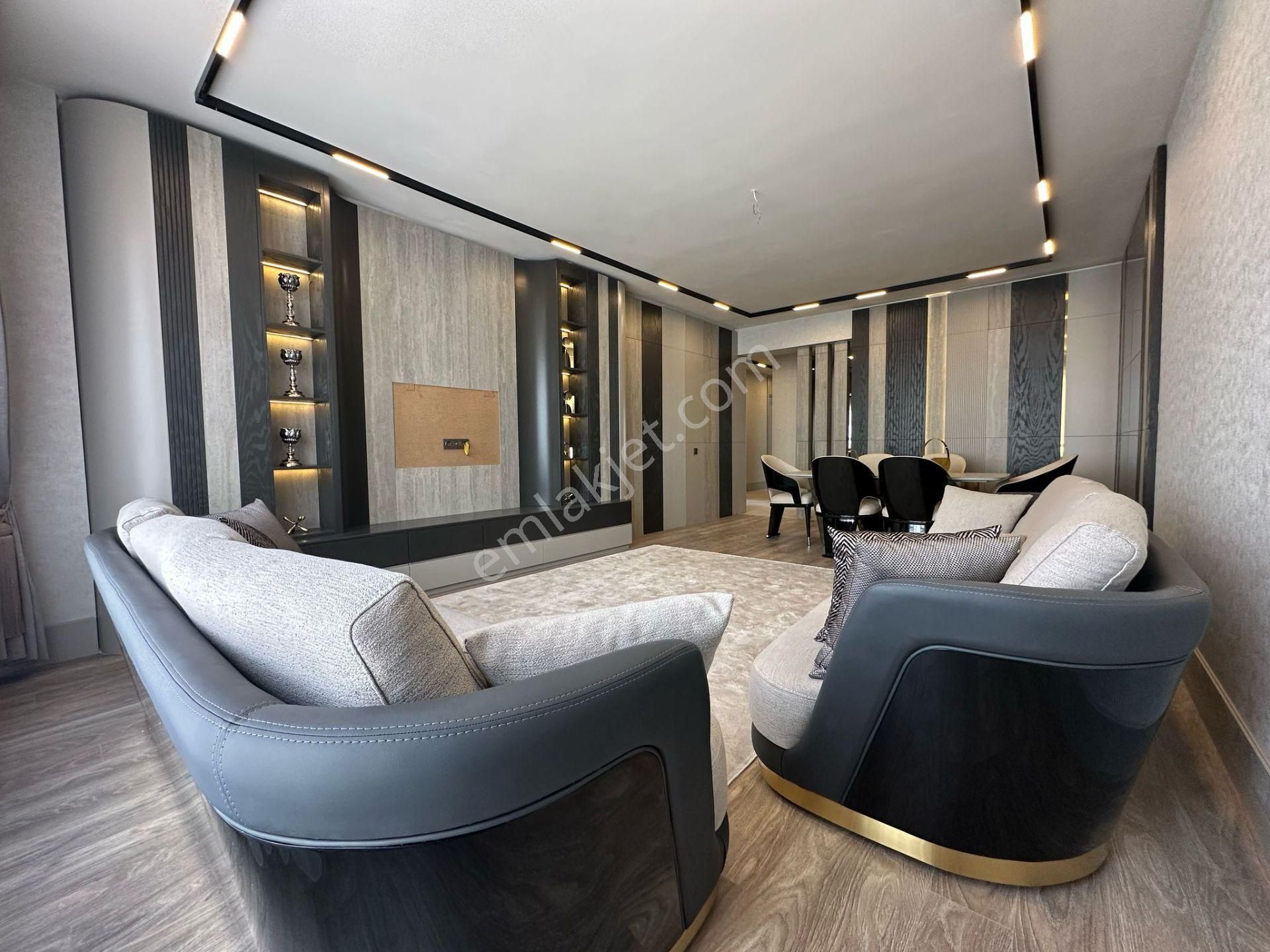 Pursaklar Mehmet Zengin Emlak'tan K. Otopaklı Teras Balkonlu Çift Banyolu 4.kat 4+1 Lüks Sitede - Görsel 19