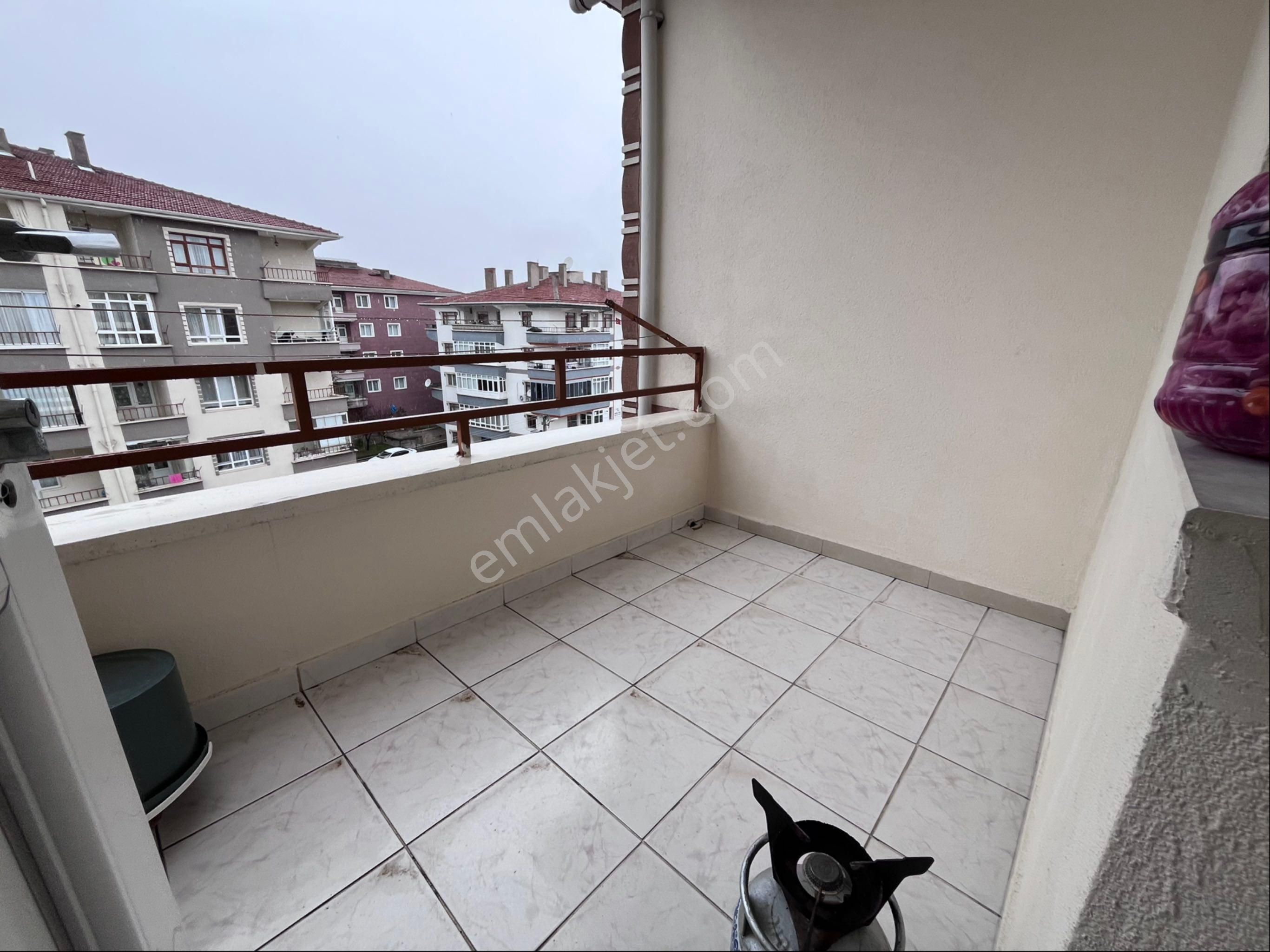 Sincan Andiçen Mh.'de 3+1 Katta Ön Cephe Çift Balkon Satılık Daire - Görsel 31