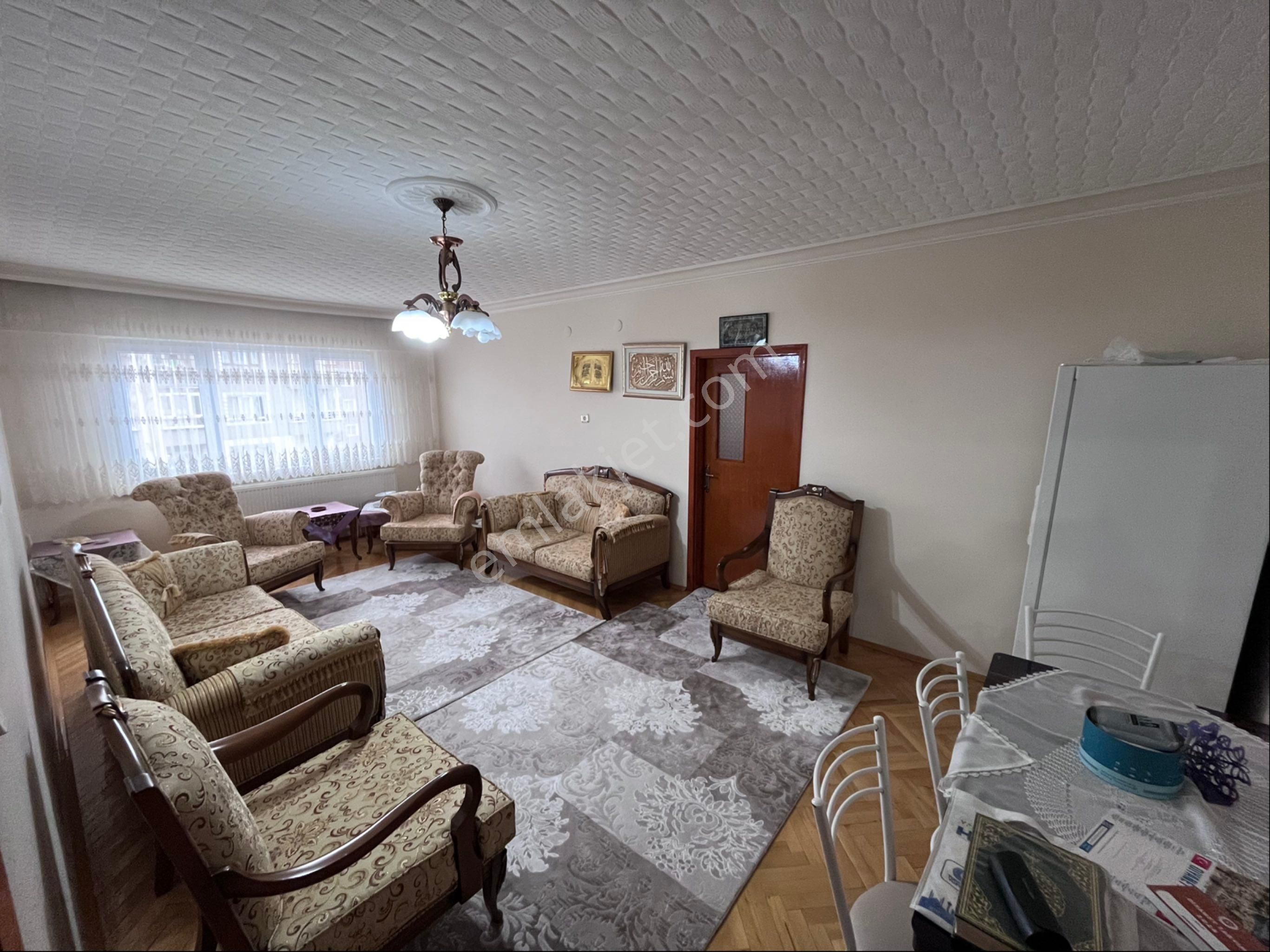 Sincan Andiçen Mh.'de 3+1 Katta Ön Cephe Çift Balkon Satılık Daire - Görsel 8