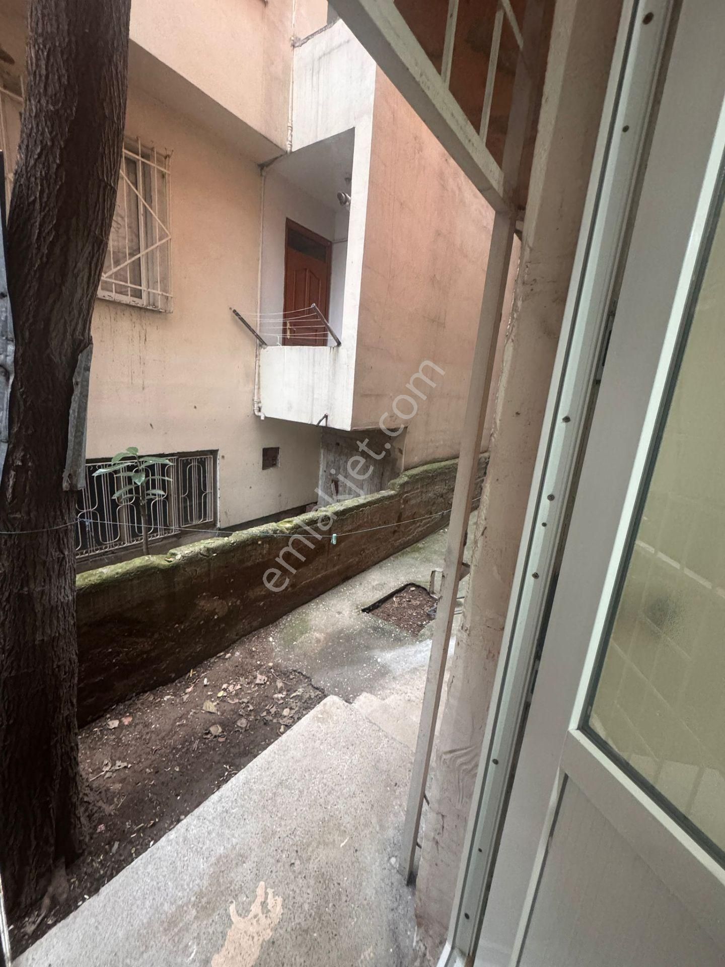 Esenevler’de Merkezi Konumda Kiralık 2+1 Daire - Görsel 12