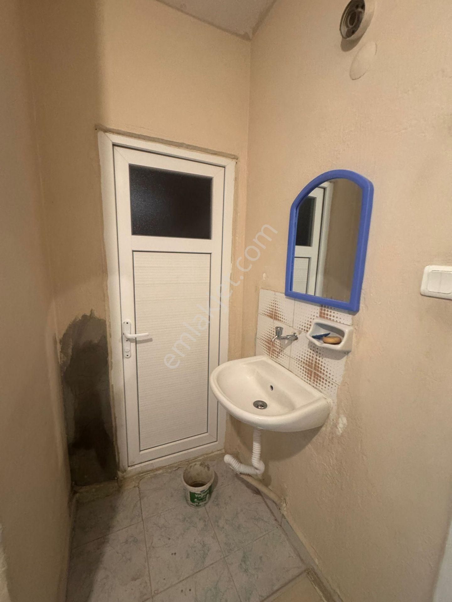 Esenevler’de Merkezi Konumda Kiralık 2+1 Daire - Görsel 11