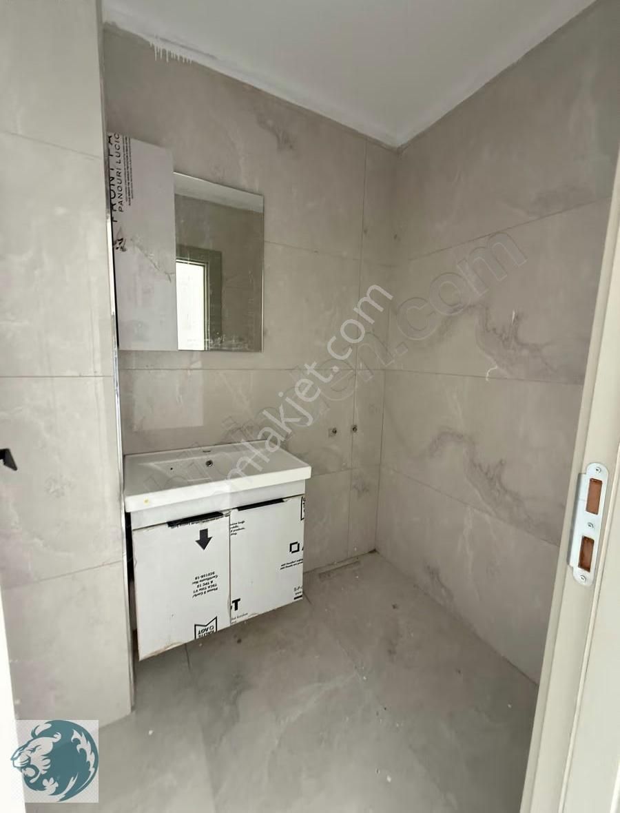 Celaliyenin Göz Bebegi Denize 200m2 3+2 Dublex Daire Kelepir - Görsel 8