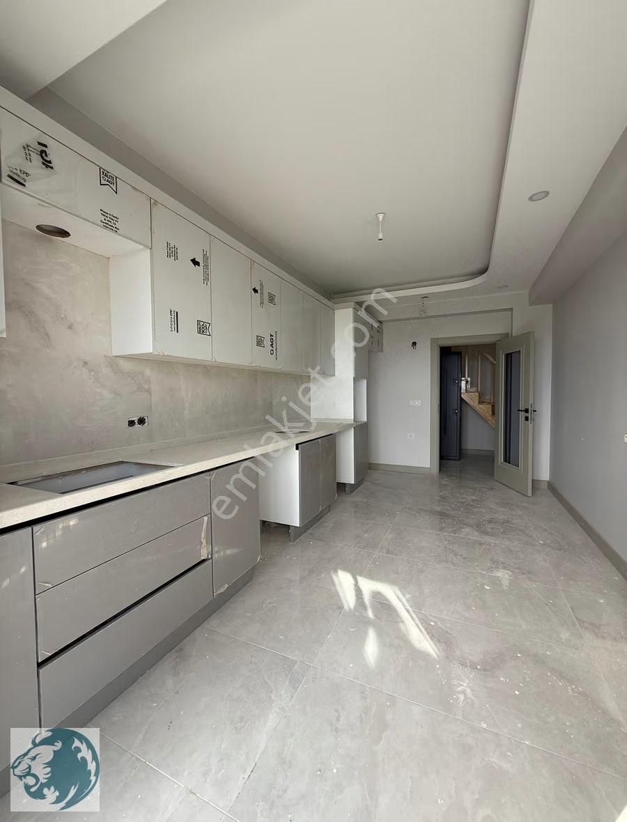 Celaliyenin Göz Bebegi Denize 200m2 3+2 Dublex Daire Kelepir - Görsel 34