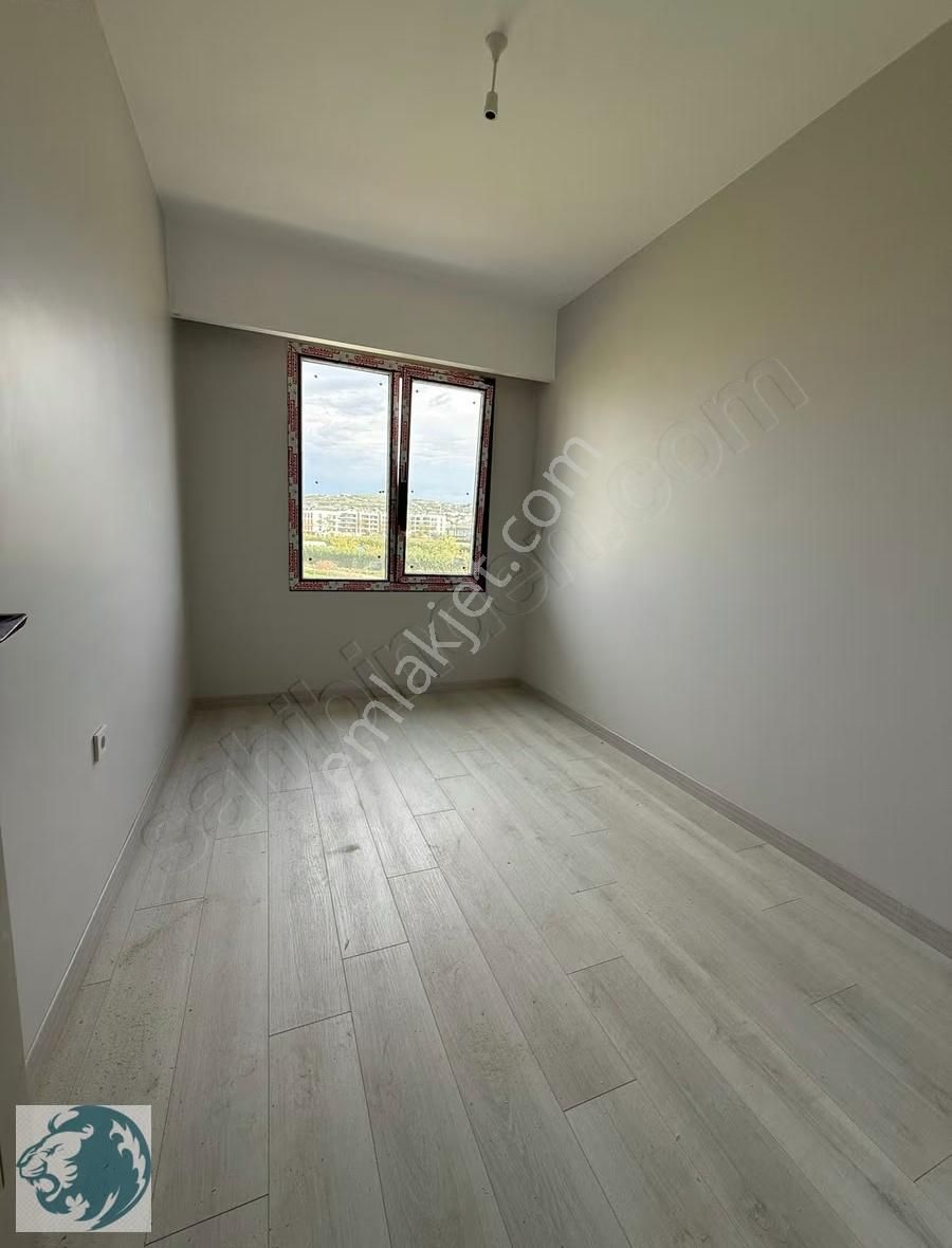 Celaliyenin Göz Bebegi Denize 200m2 3+2 Dublex Daire Kelepir - Görsel 35