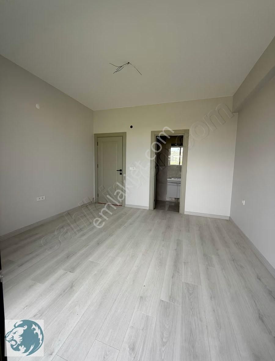 Celaliyenin Göz Bebegi Denize 200m2 3+2 Dublex Daire Kelepir - Görsel 33
