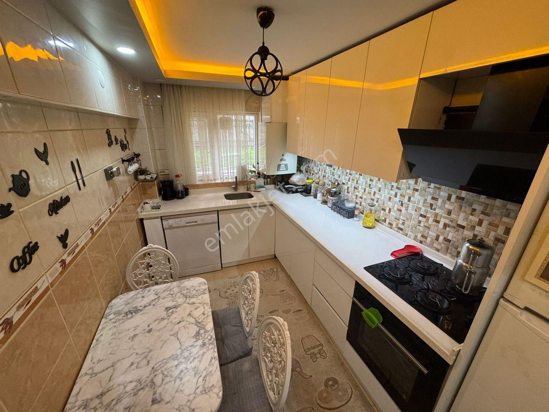 Mç Emlak'tan Akşemsettin Mahallesin'de 3+1 Satılık Daire - Görsel 3