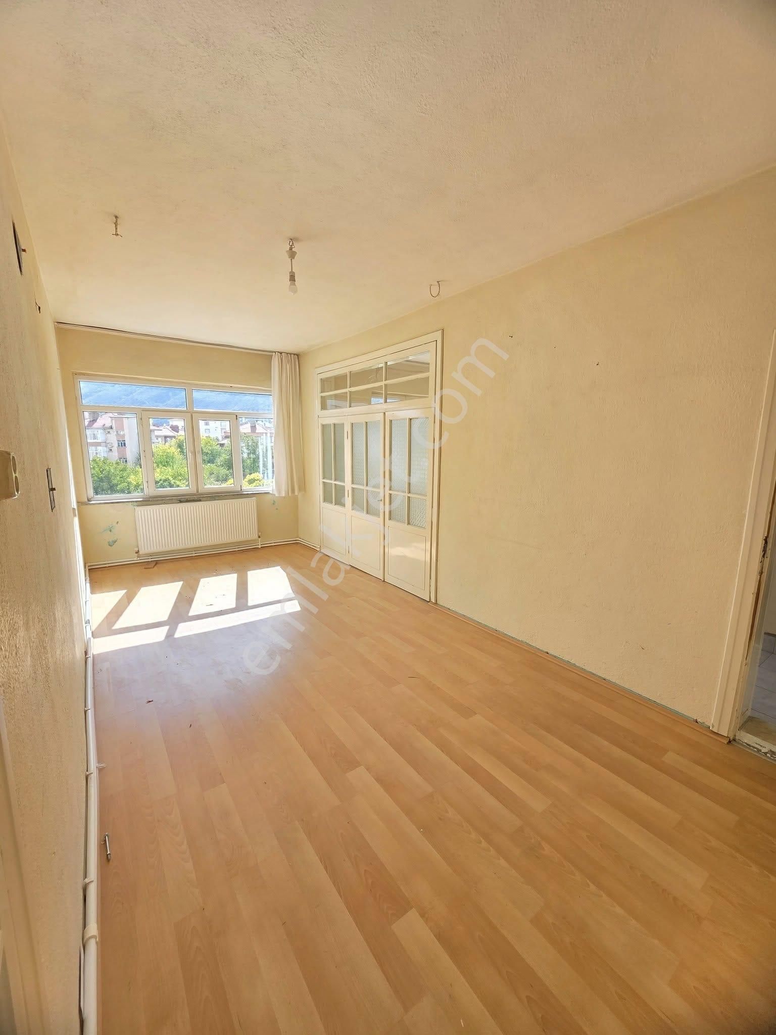 Akçay Emlak'tan Akşehir Seyran Mahallesi Nihat Dayanık İlkokulu Civarında Kiralık 3+1 Daire - Görsel 8