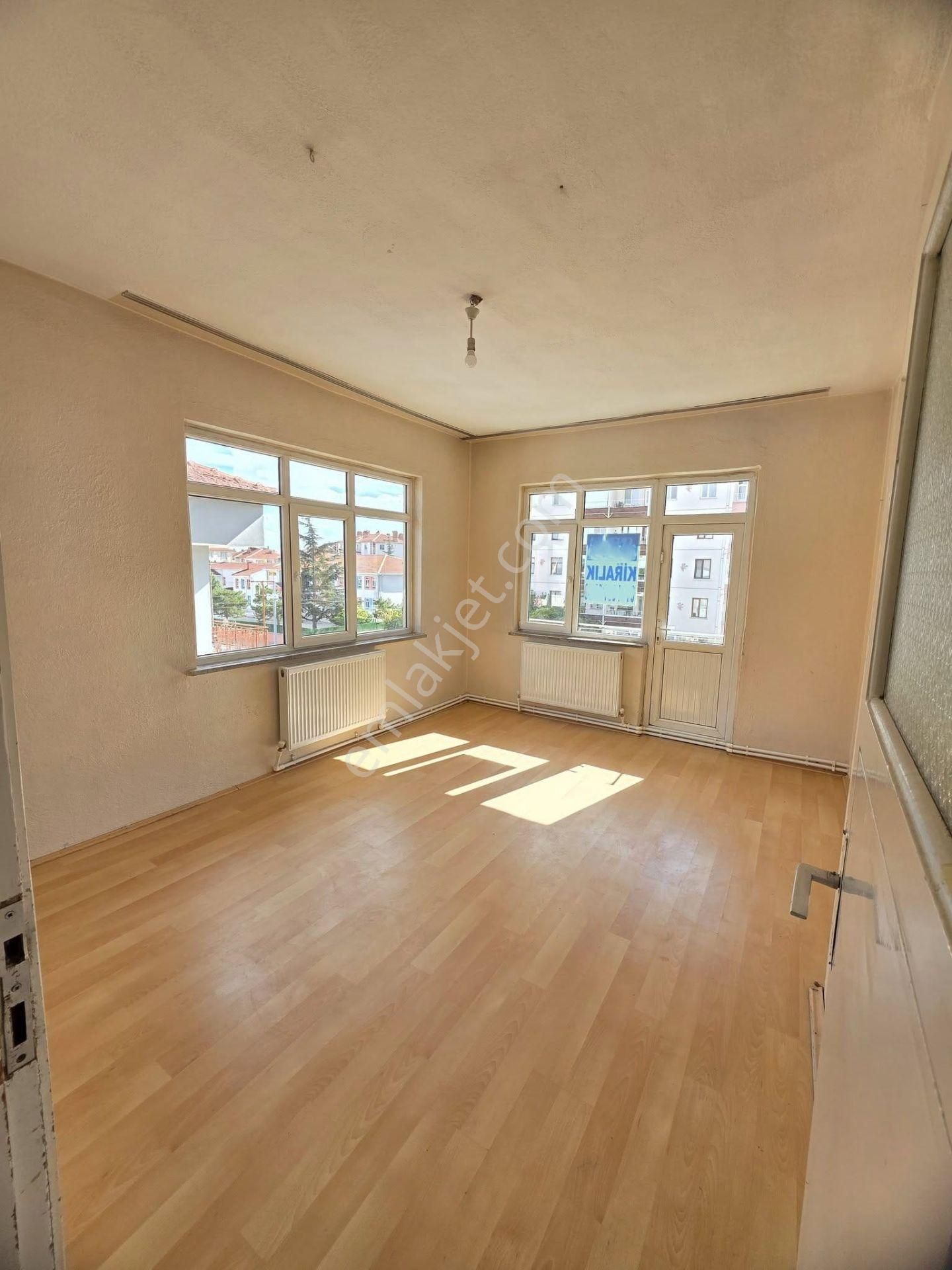 Akçay Emlak'tan Akşehir Seyran Mahallesi Nihat Dayanık İlkokulu Civarında Kiralık 3+1 Daire - Görsel 32